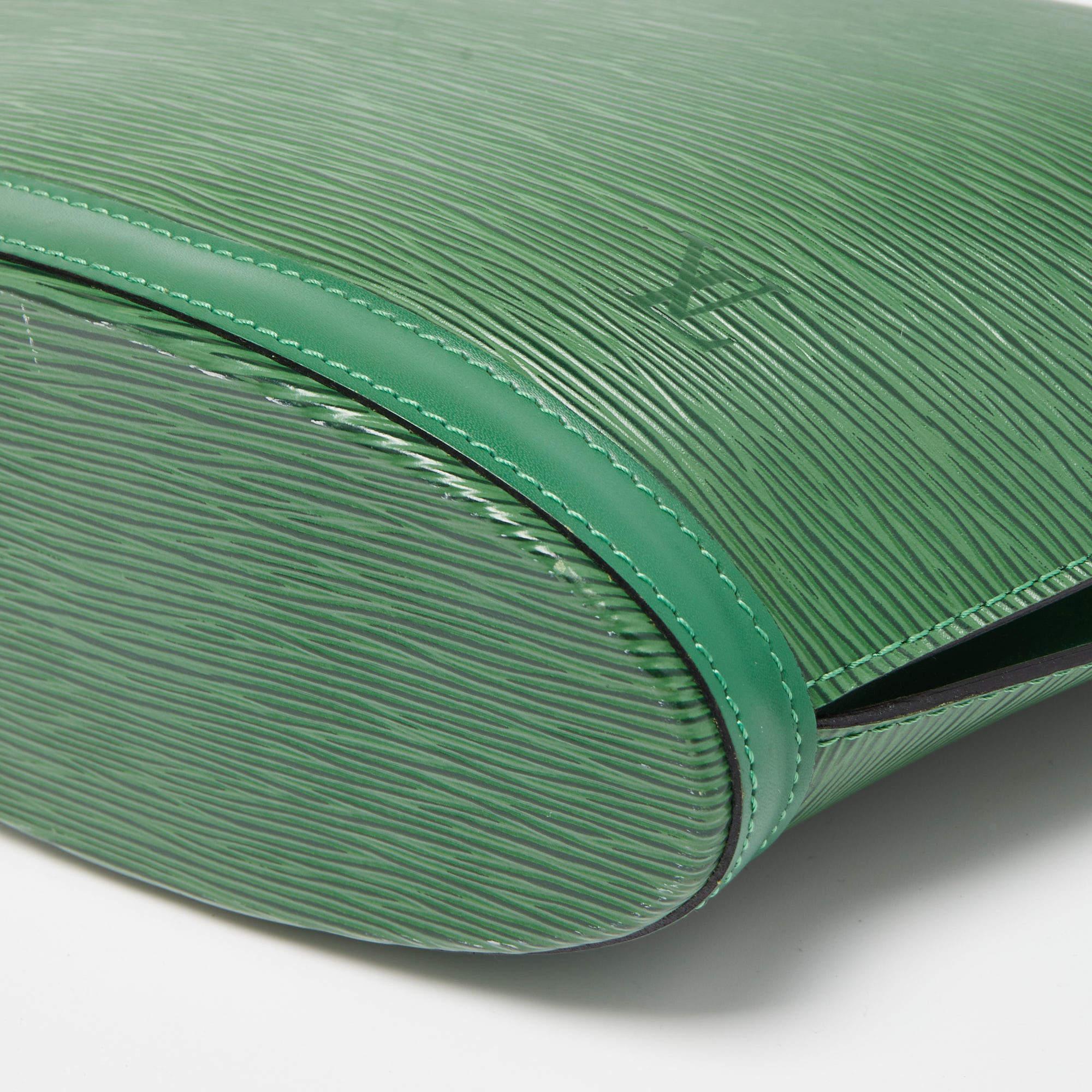 Louis Vuitton Borneo Green Epi Leather Saint Jacques PM Tote In Excellent Condition In Dubai, Al Qouz 2