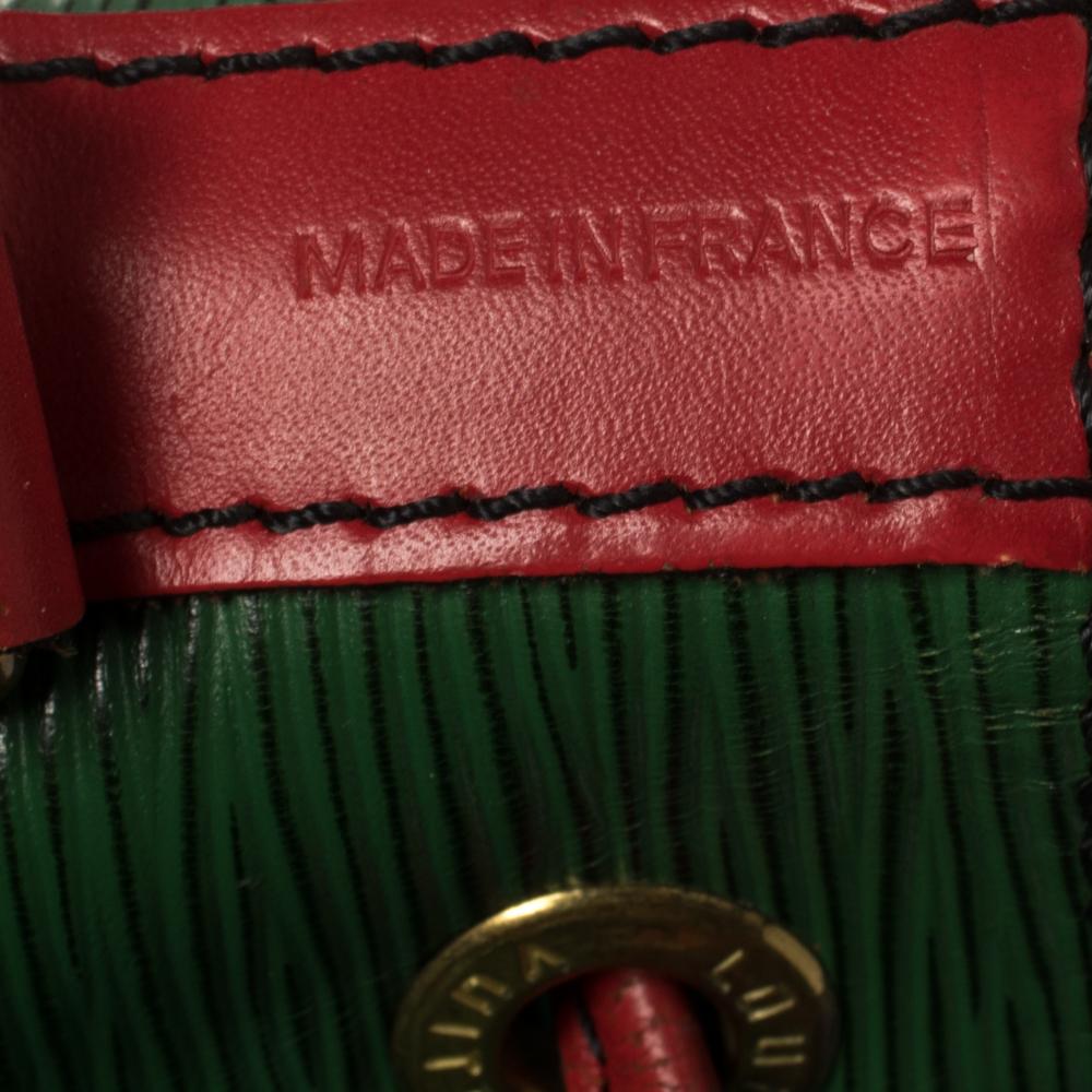 Louis Vuitton Borneo Green/Red Epi Leather Petit Noe Bag In Fair Condition In Dubai, Al Qouz 2