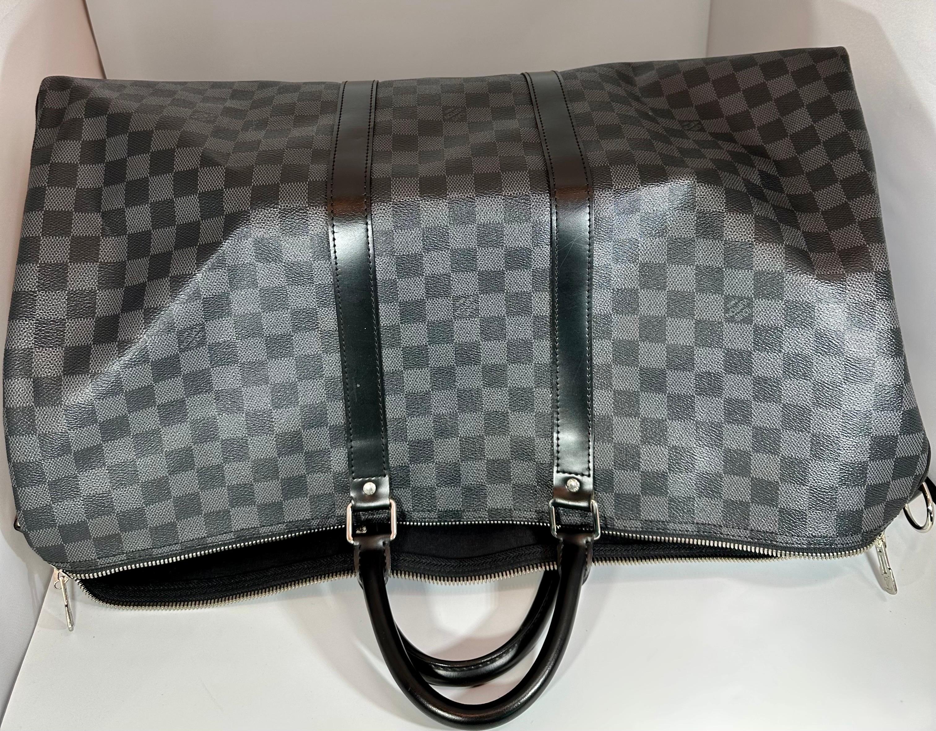 Louis Vuitton Boston Bag Keepall Bandouliere 55 Damier Graphite MB 2150 France For Sale 10