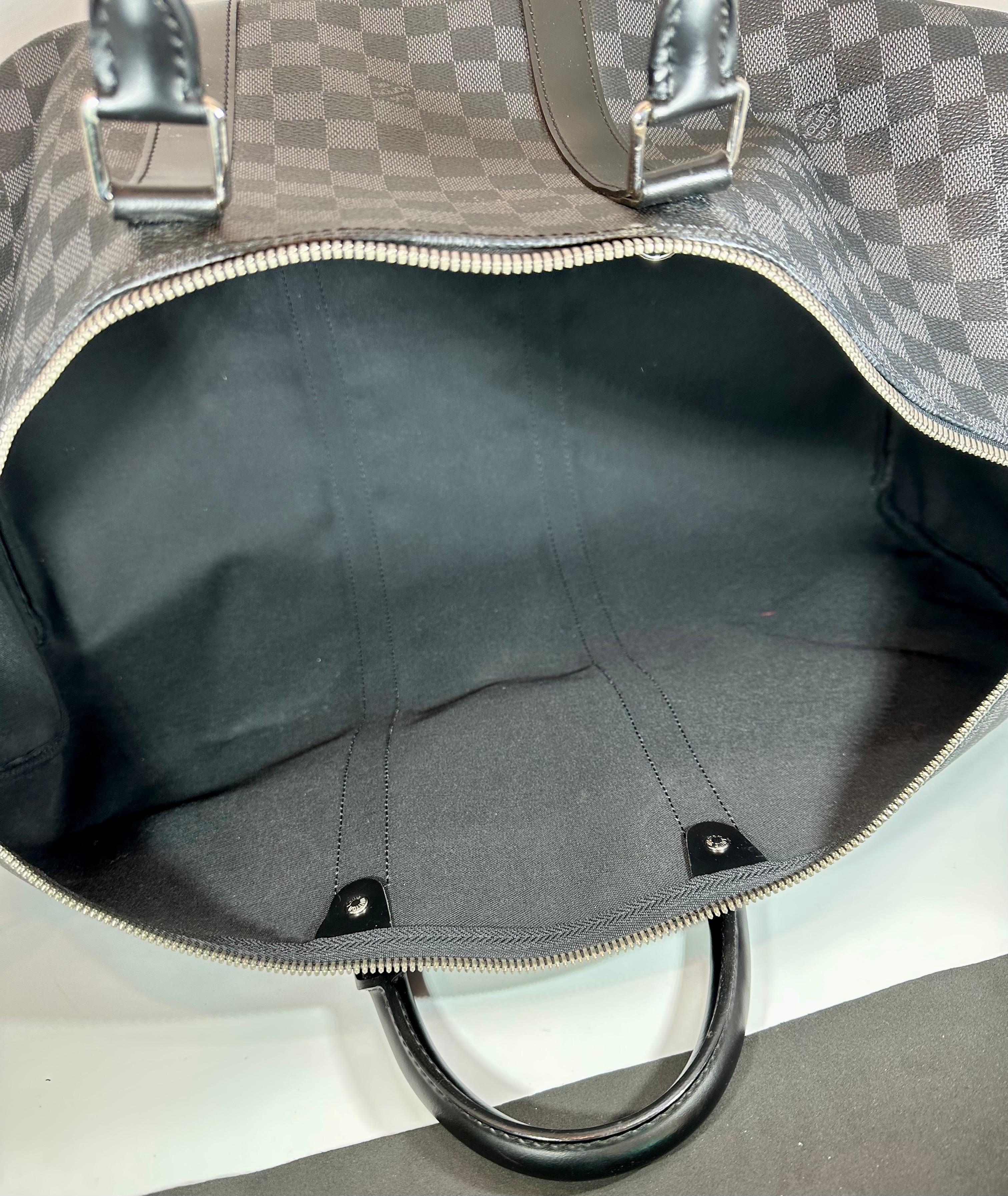 Louis Vuitton Boston Bag Keepall Bandouliere 55 Damier Graphite MB 2150 France For Sale 12