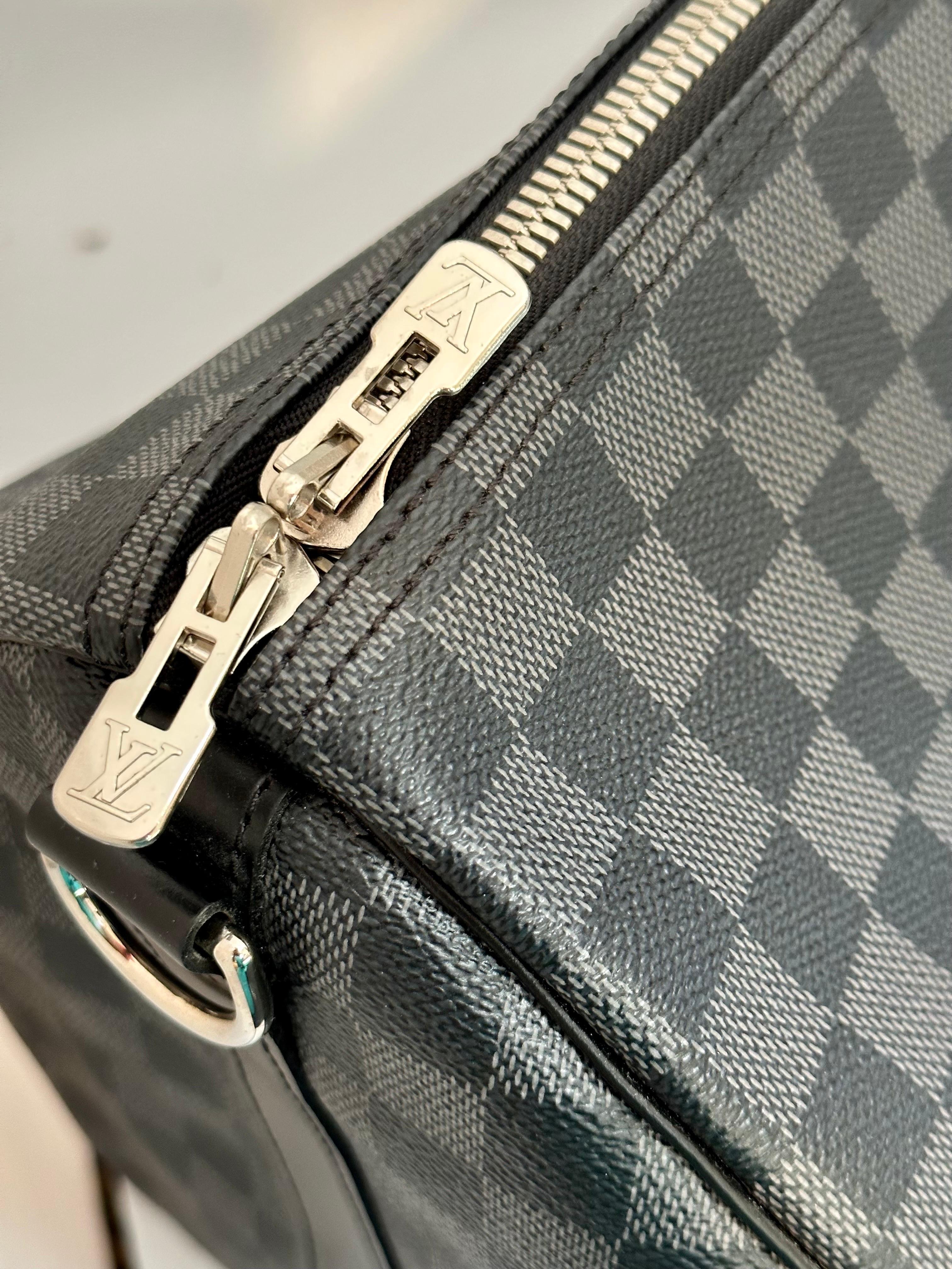 Louis Vuitton Boston Bag Keepall Bandouliere 55 Damier Graphite MB 2150 France For Sale 1