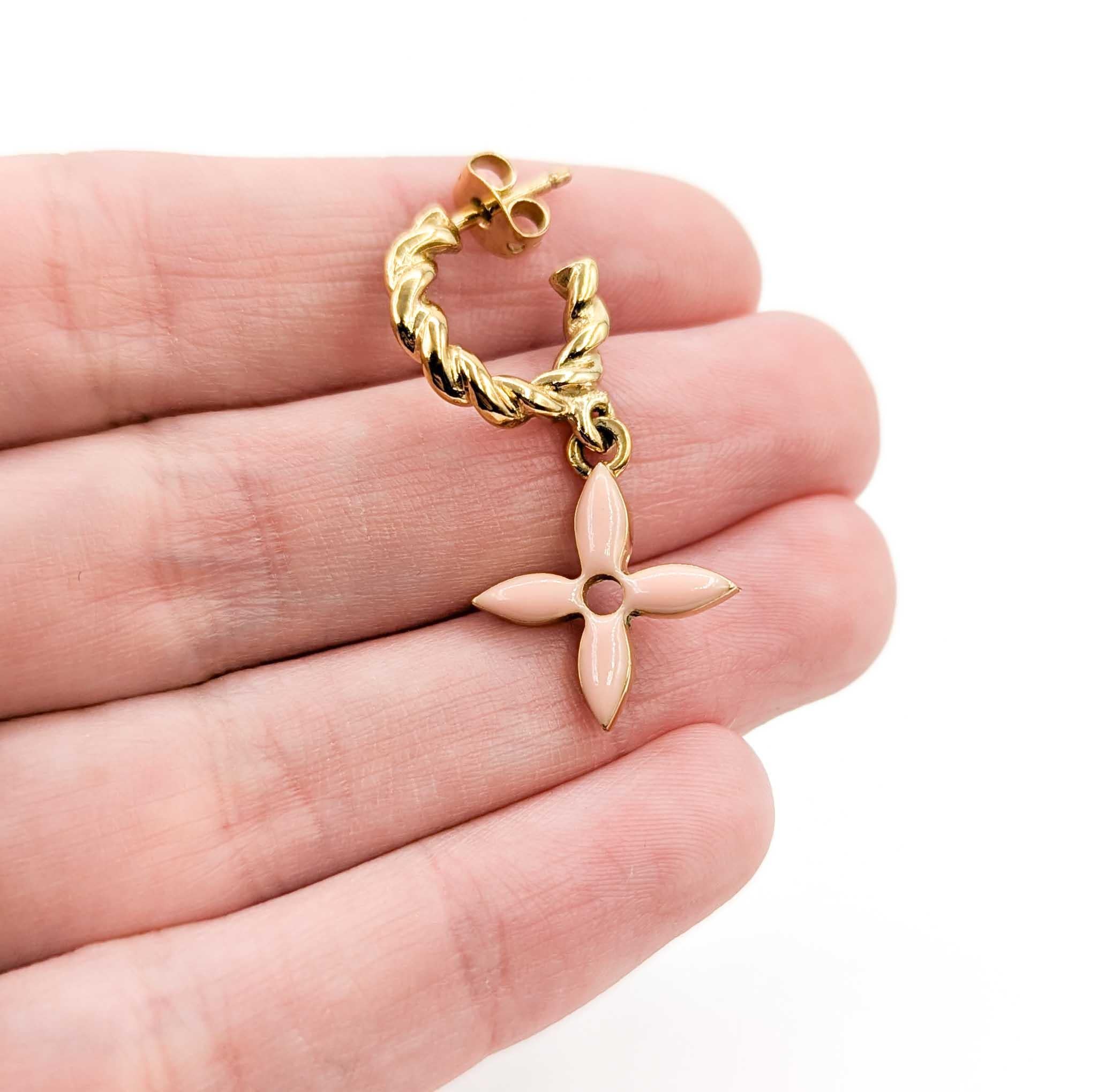 Women's Louis Vuitton Boucle d'oreille Sweet Monogram Earrings For Sale