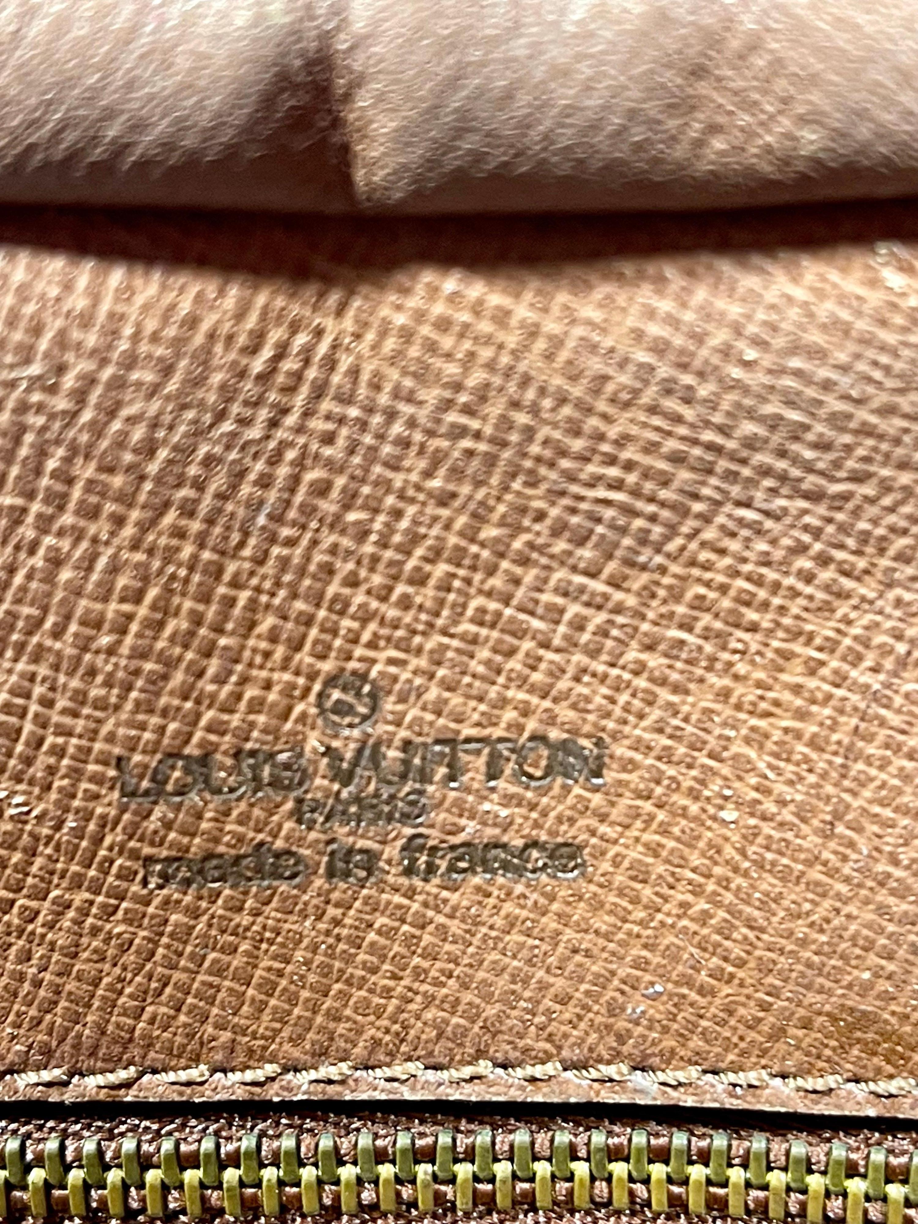 Women's LOUIS VUITTON Boulogne 30 Brown Monogram Shoulder Bag