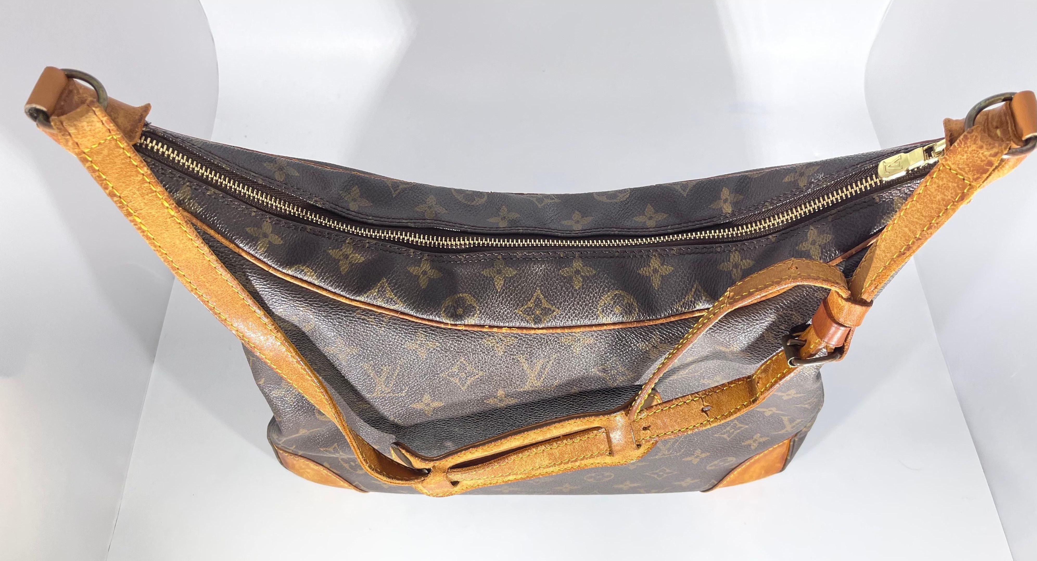 LOUIS VUITTON Boulogne 35 Brown Monogram Shoulder Bag 1218186 In Good Condition In New York, NY