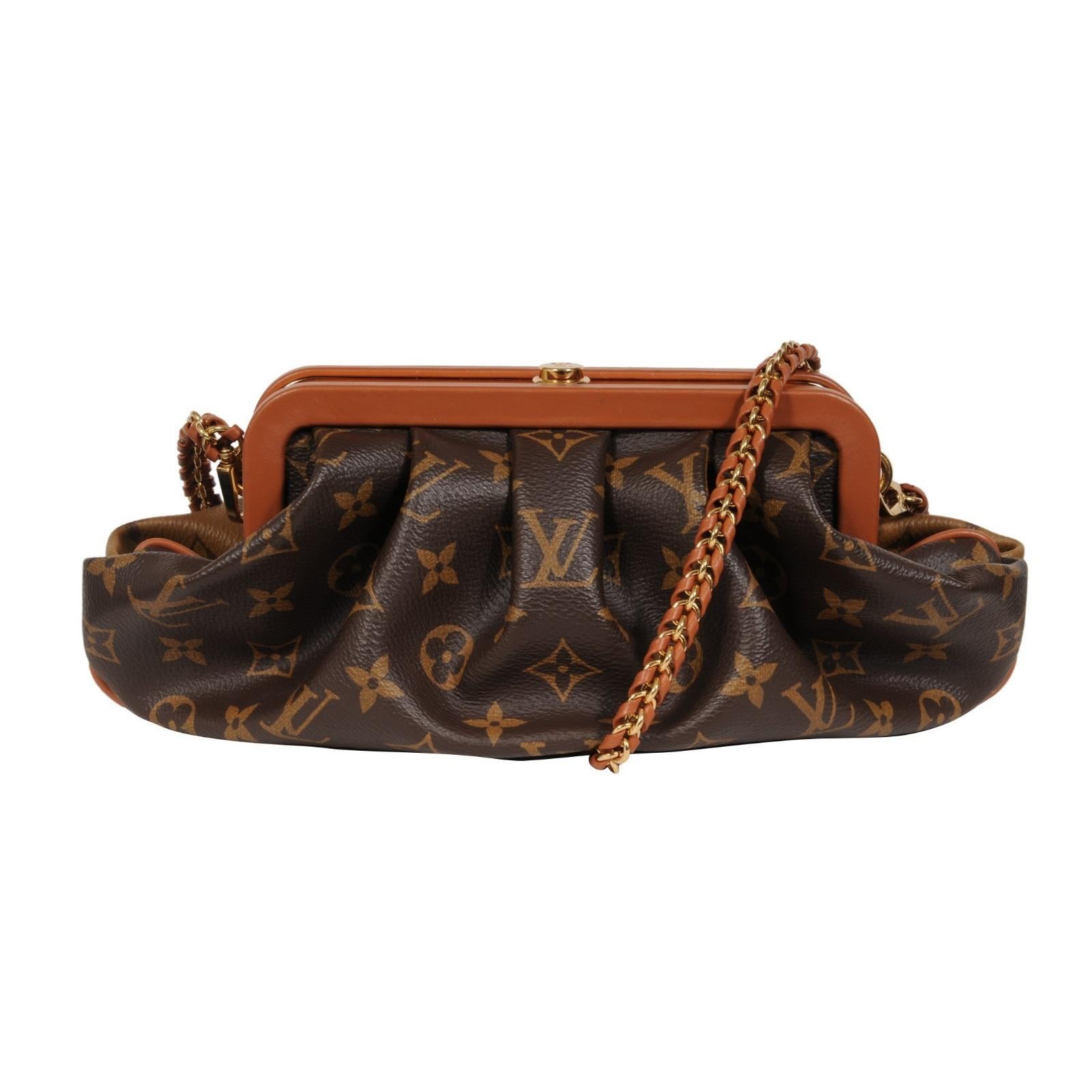 Louis Vuitton Boursicot EW Bolsa LV Logo Monograma Lona Marrón Tan en venta 1