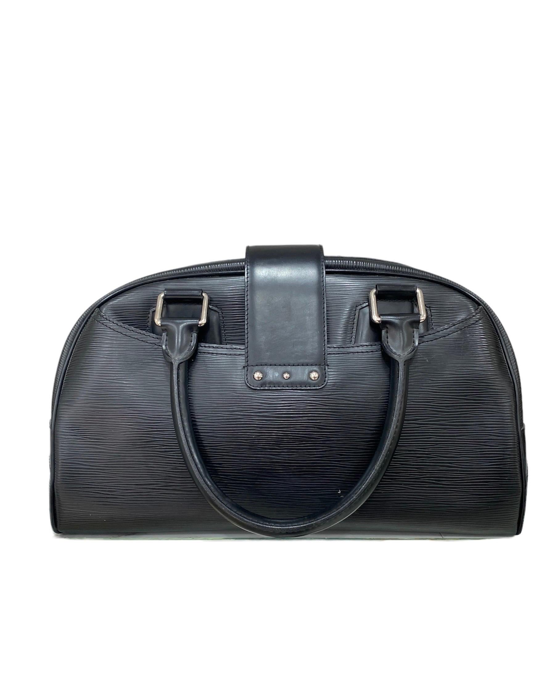 Louis Vuitton Bowling Montaigne MM Black Epi Leather In Excellent Condition In Torre Del Greco, IT