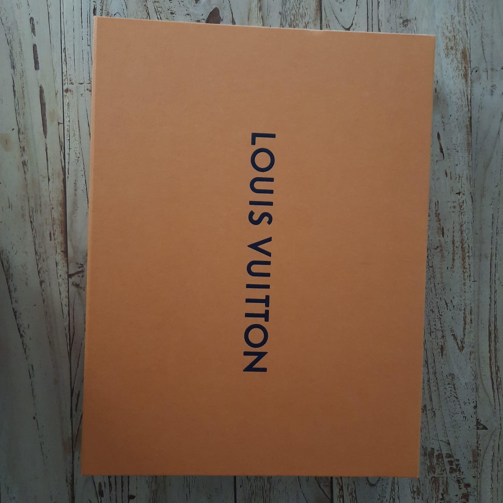 Women's or Men's Louis Vuitton Box