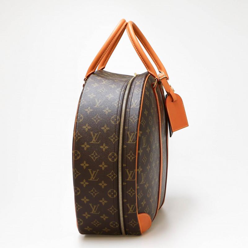 LOUIS VUITTON Boxing Gloves And Sports Bag, Monogram By Karl Lagerfeld In Excellent Condition For Sale In Paris, FR