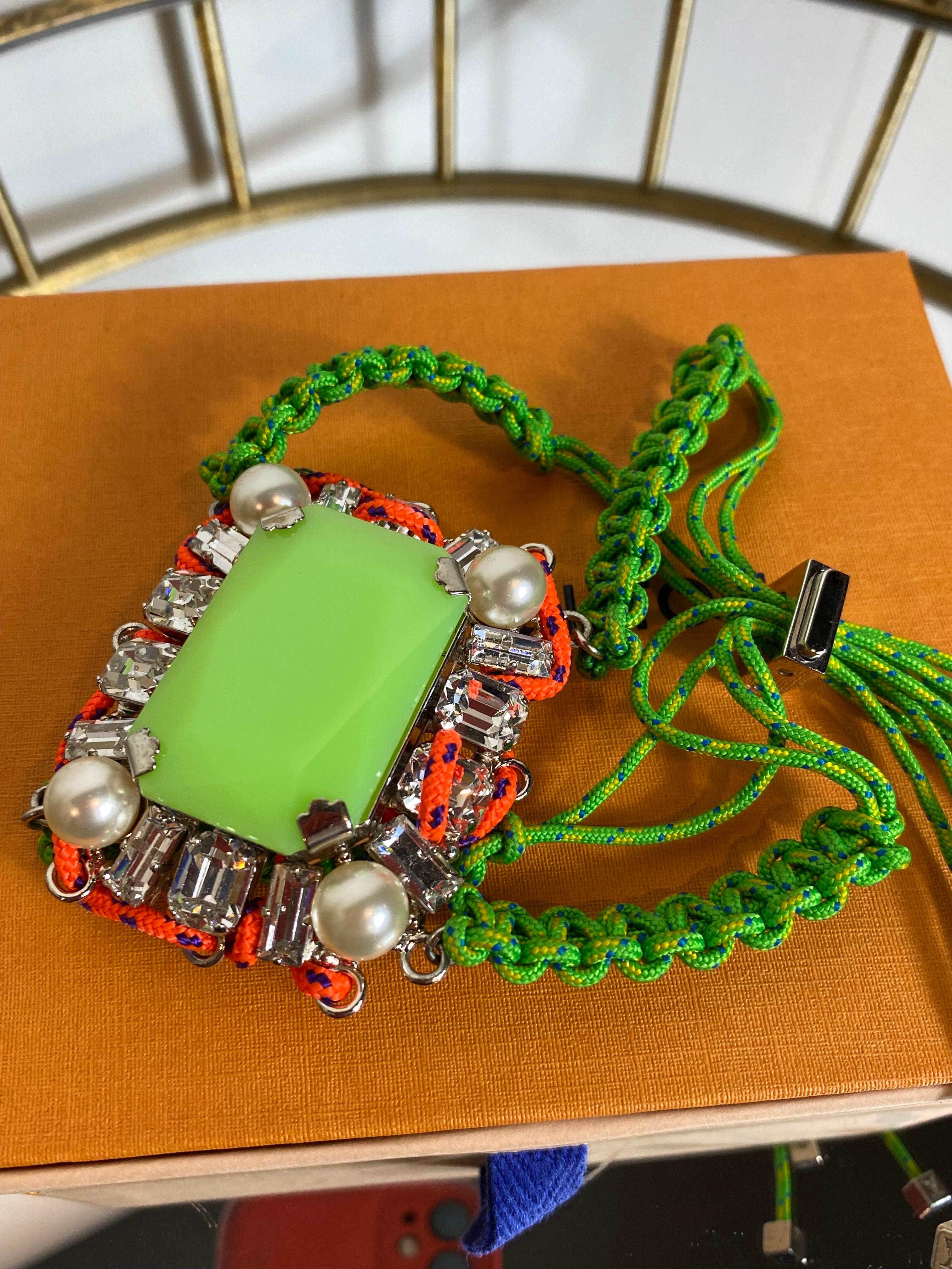 Brown Louis Vuitton bracelet in semi-precious stones.