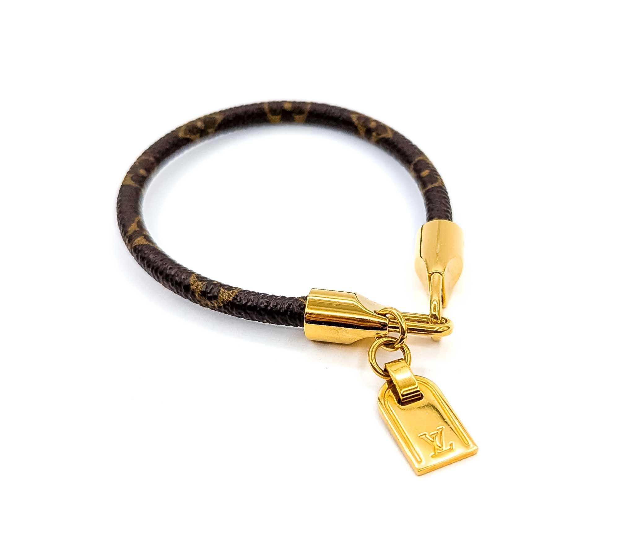 Women's or Men's Louis Vuitton Bracelet- Rack It Monogram Collection For Sale