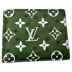 Louis Vuitton Brand New Exotics Green Ostrich Folded Wallet