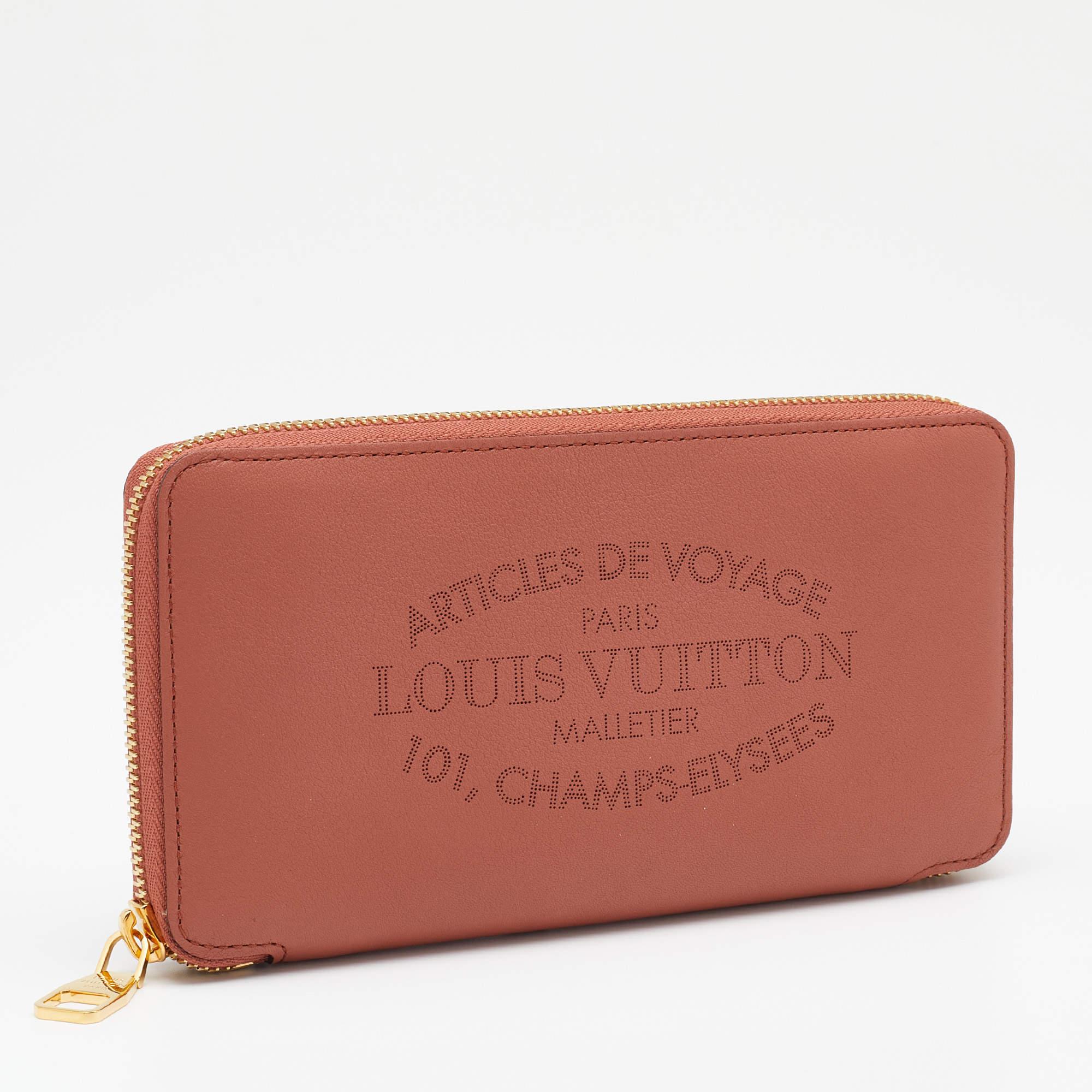Louis Vuitton Brick Red Leather Article De Voyage Zippy Wallet In New Condition In Dubai, Al Qouz 2