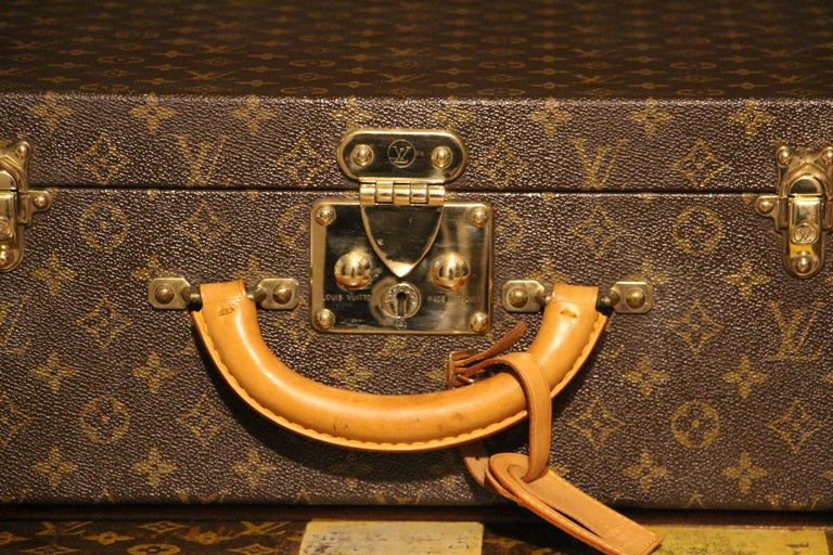 Louis Vuitton Briefcase, Louis Vuitton Super President Case, Vuitton Suitcase In Good Condition For Sale In Saint-ouen, FR