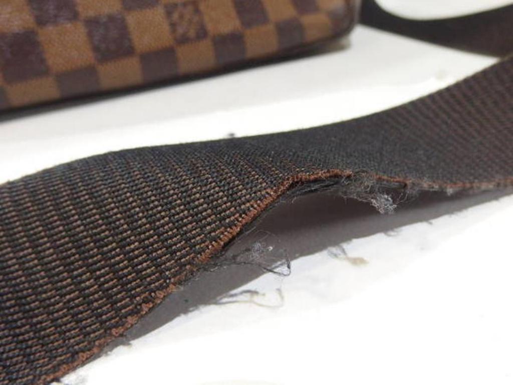 Louis Vuitton Broadway Damier Ebene 219916 Brown Canvas Messenger Bag In Fair Condition For Sale In Forest Hills, NY