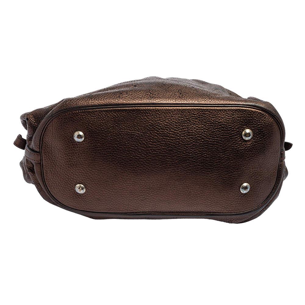 Louis Vuitton Bronze Monogrammierte Mahina-Ledertasche L 2