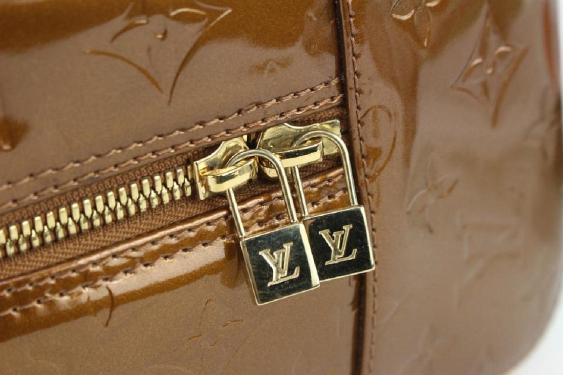Louis Vuitton Bronze Monogram Vernis Copper Tompskins Square 930lv24  In Good Condition For Sale In Dix hills, NY