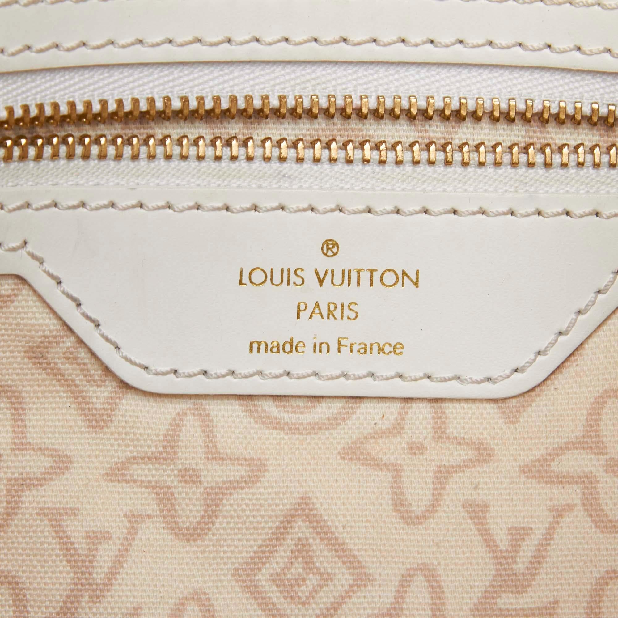 White Louis Vuitton Brown Beige Canvas Fabric Monogram Tahitienne Cabas GM France For Sale