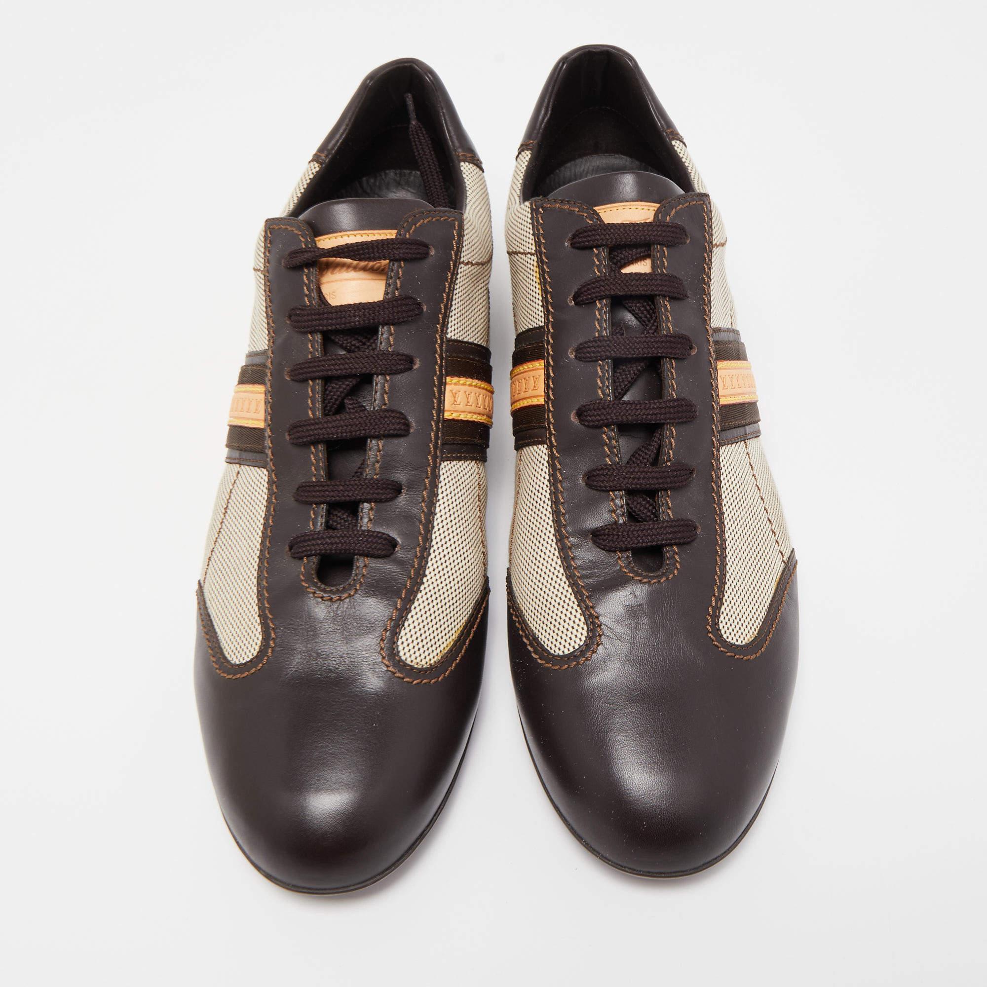 Coming in a classic silhouette, these designer sneakers are a seamless combination of luxury, comfort, and style. These sneakers are designed with signature details and comfortable insoles.

