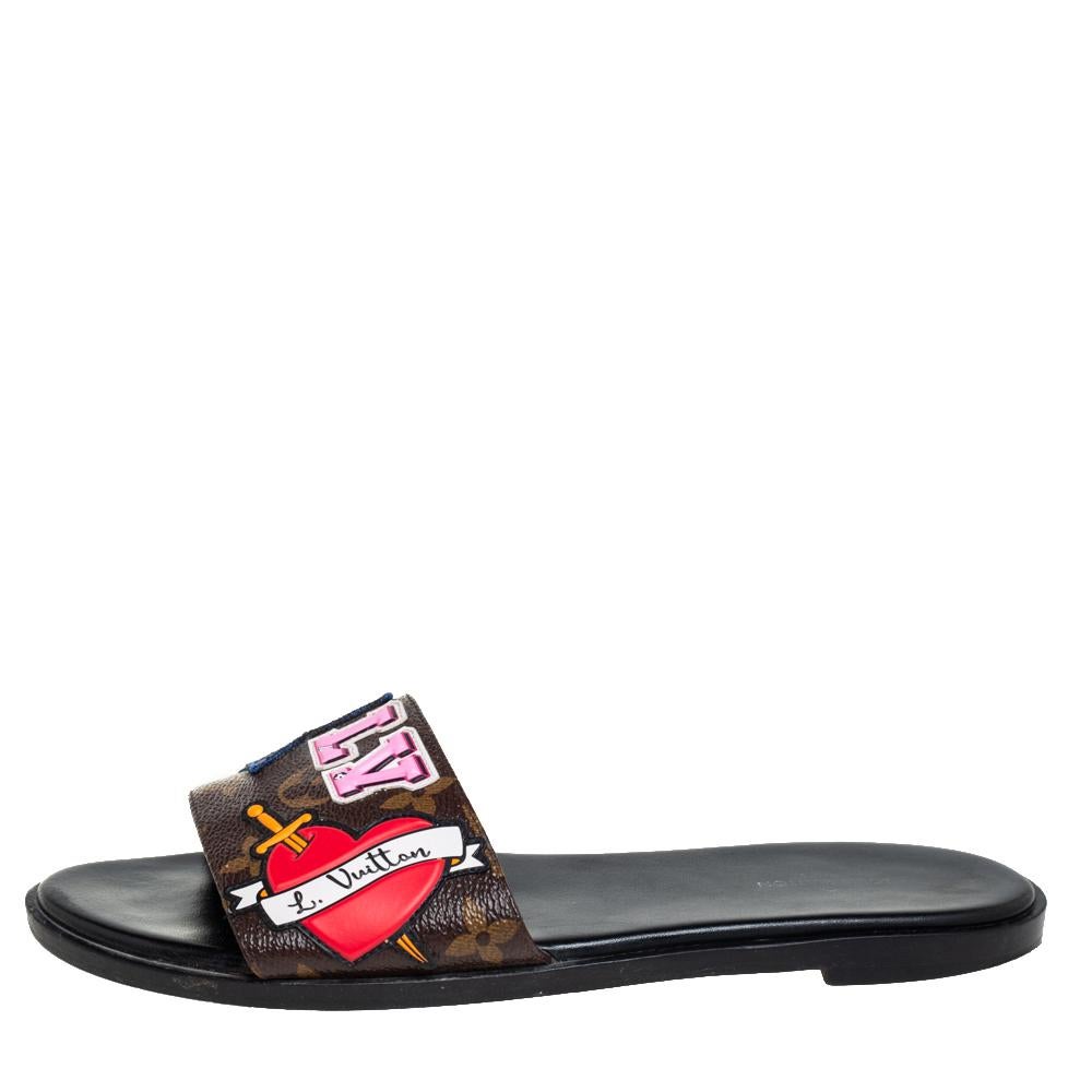 These Louis Vuitton flats are a seamless blend of class, comfort, and style. They have been crafted from monogram canvas and designed with vibrant signature patches inspired by LV luggage tags. Style them with your casual or lounge around in them!

