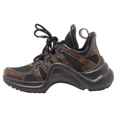 Louis Vuitton Zapatillas Archlight Marrón/Negro Lona y Piel Talla 38.5