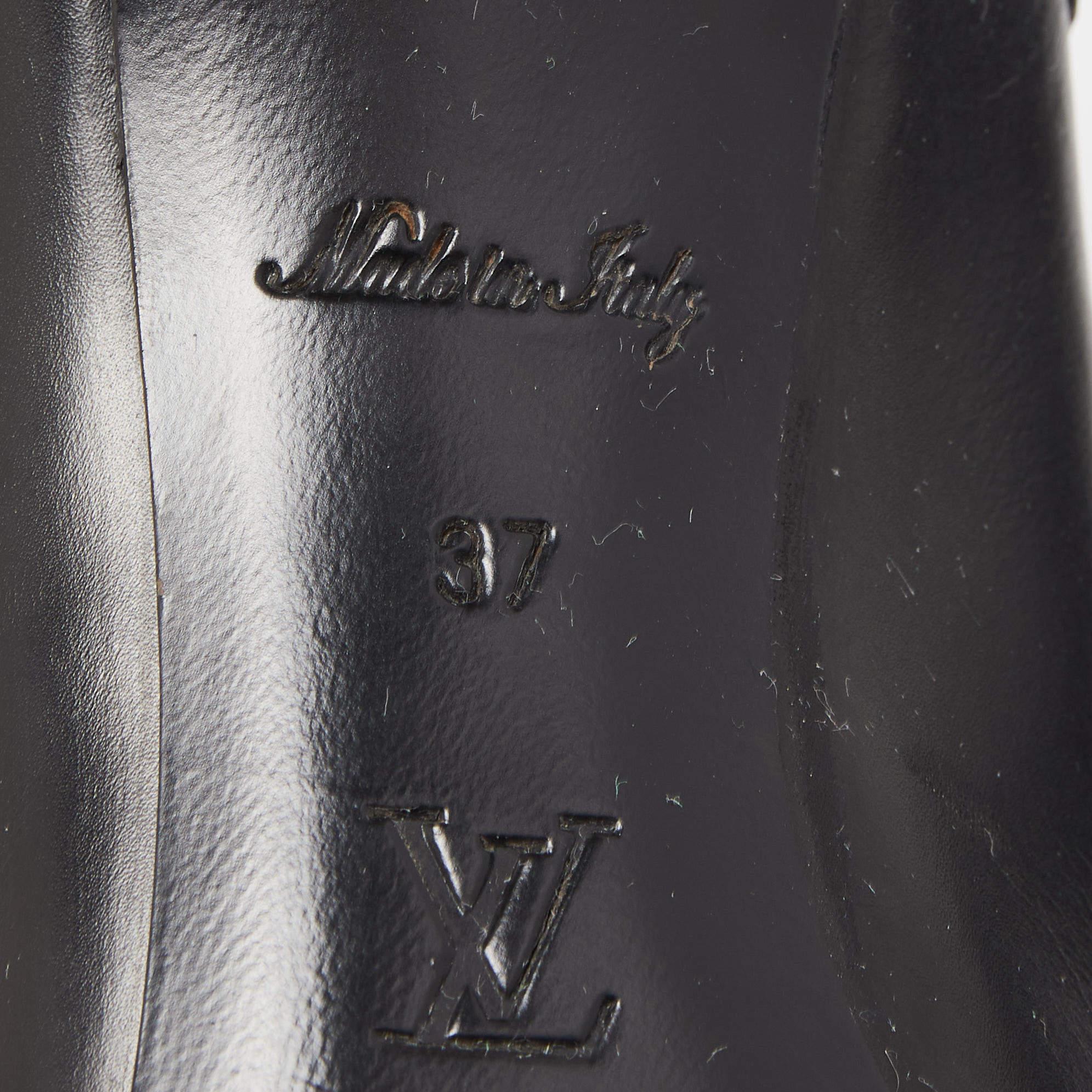 Louis Vuitton Brown/Black Leather and Monogram Canvas Studded Cap Toe Pumps 4