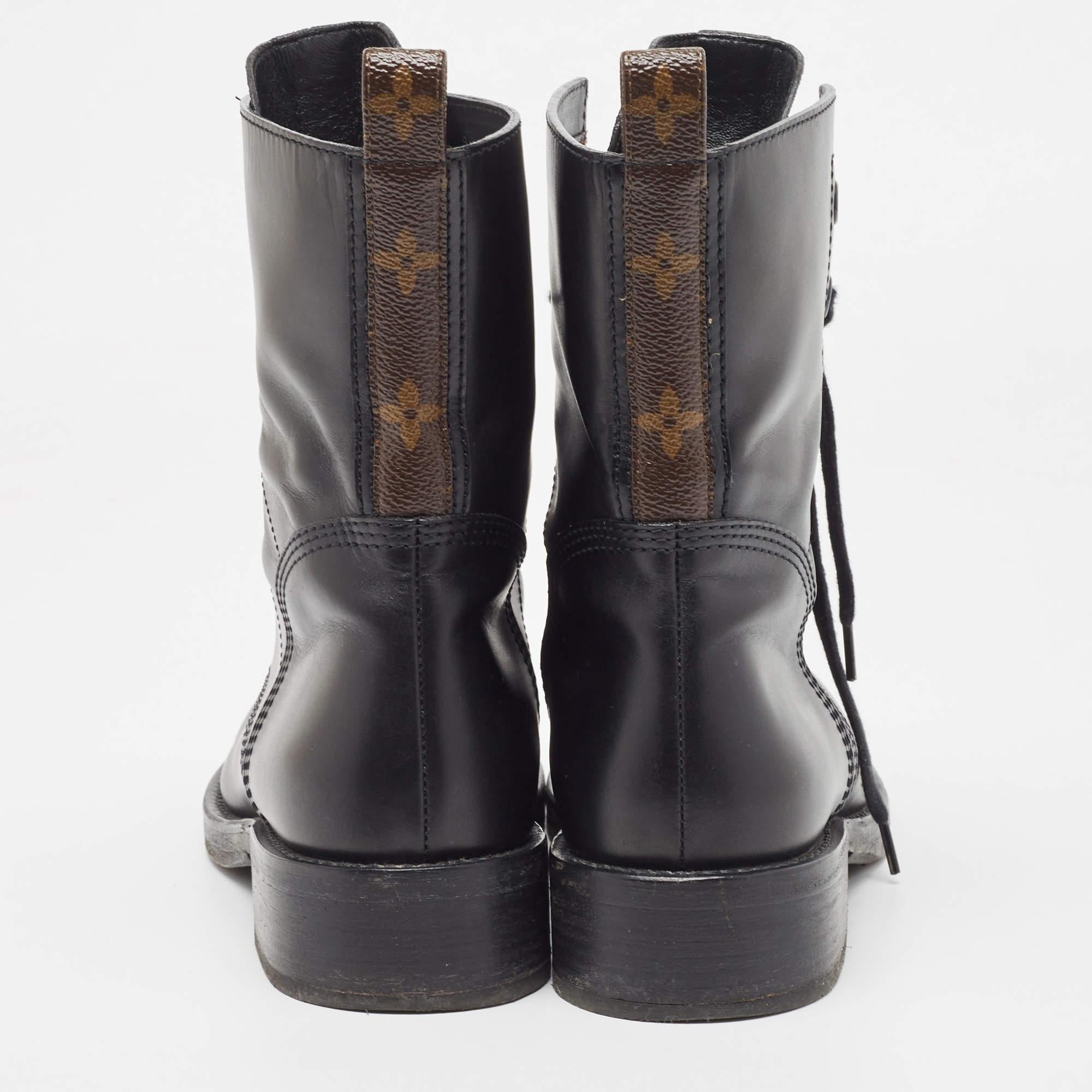 Louis Vuitton Brown/Black Monogram Canvas and Leather Ranger Boots Size 38.5 In Good Condition In Dubai, Al Qouz 2