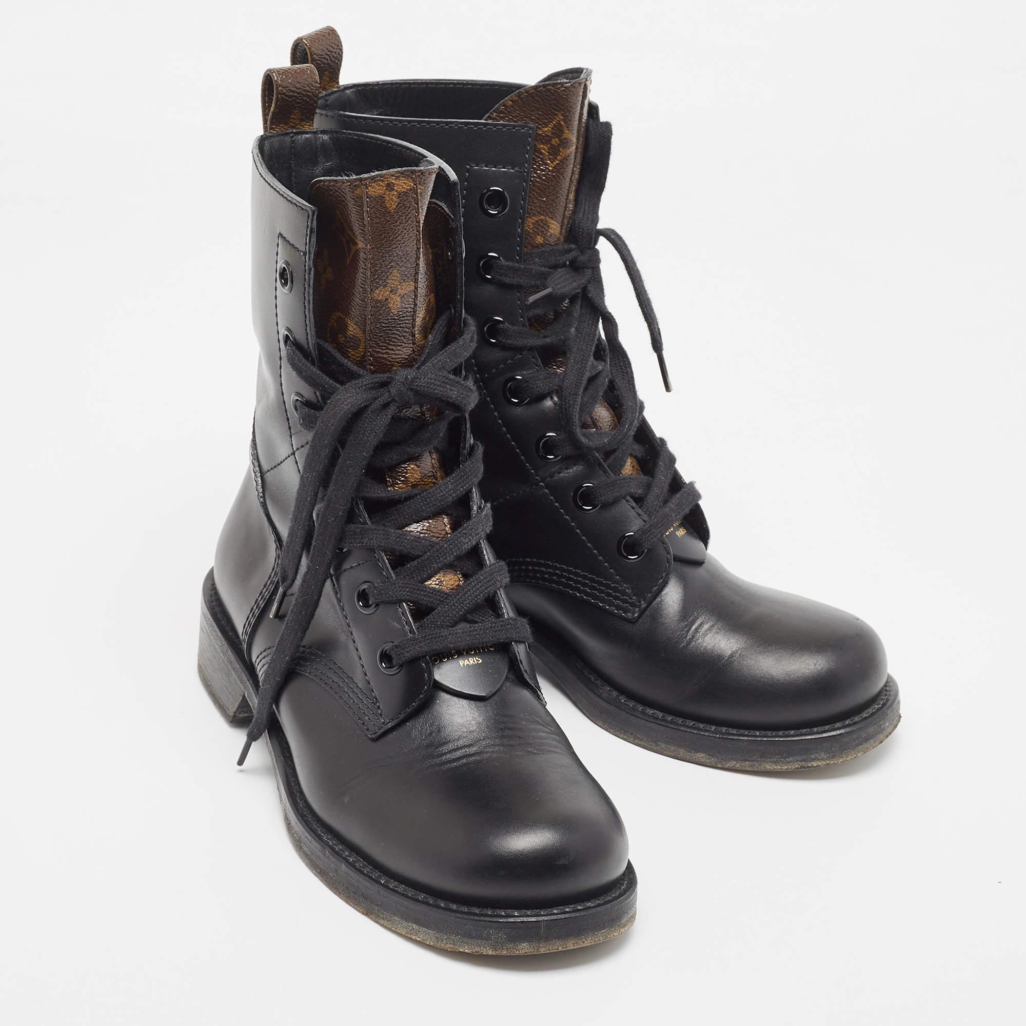 Louis Vuitton Brown/Black Monogram Canvas and Leather Ranger Boots Size 38.5 Pour femmes en vente
