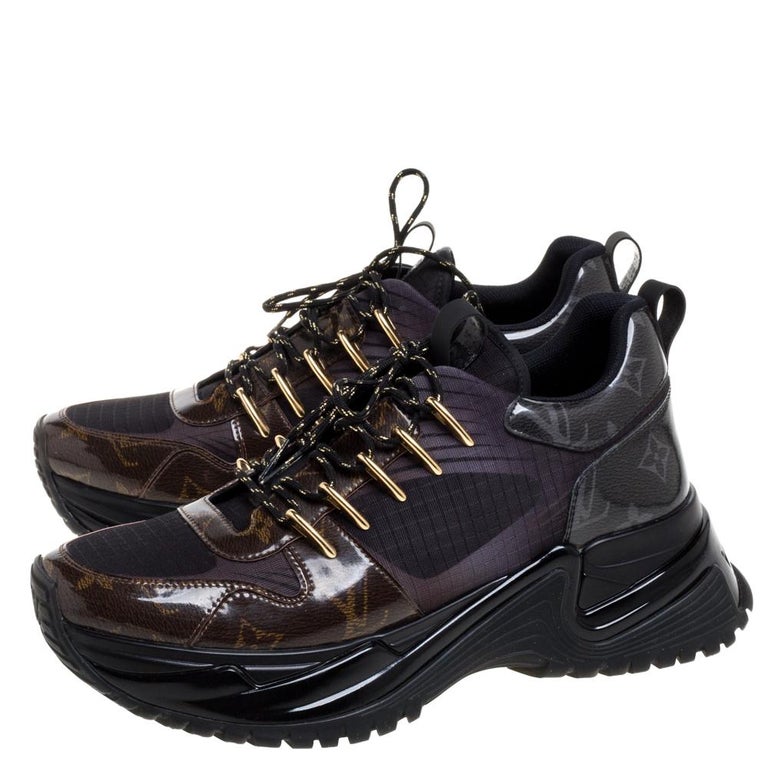 Louis Vuitton - Run Away Sneakers Trainers - Monogram Eclipse - Men - Size: 08 - Luxury