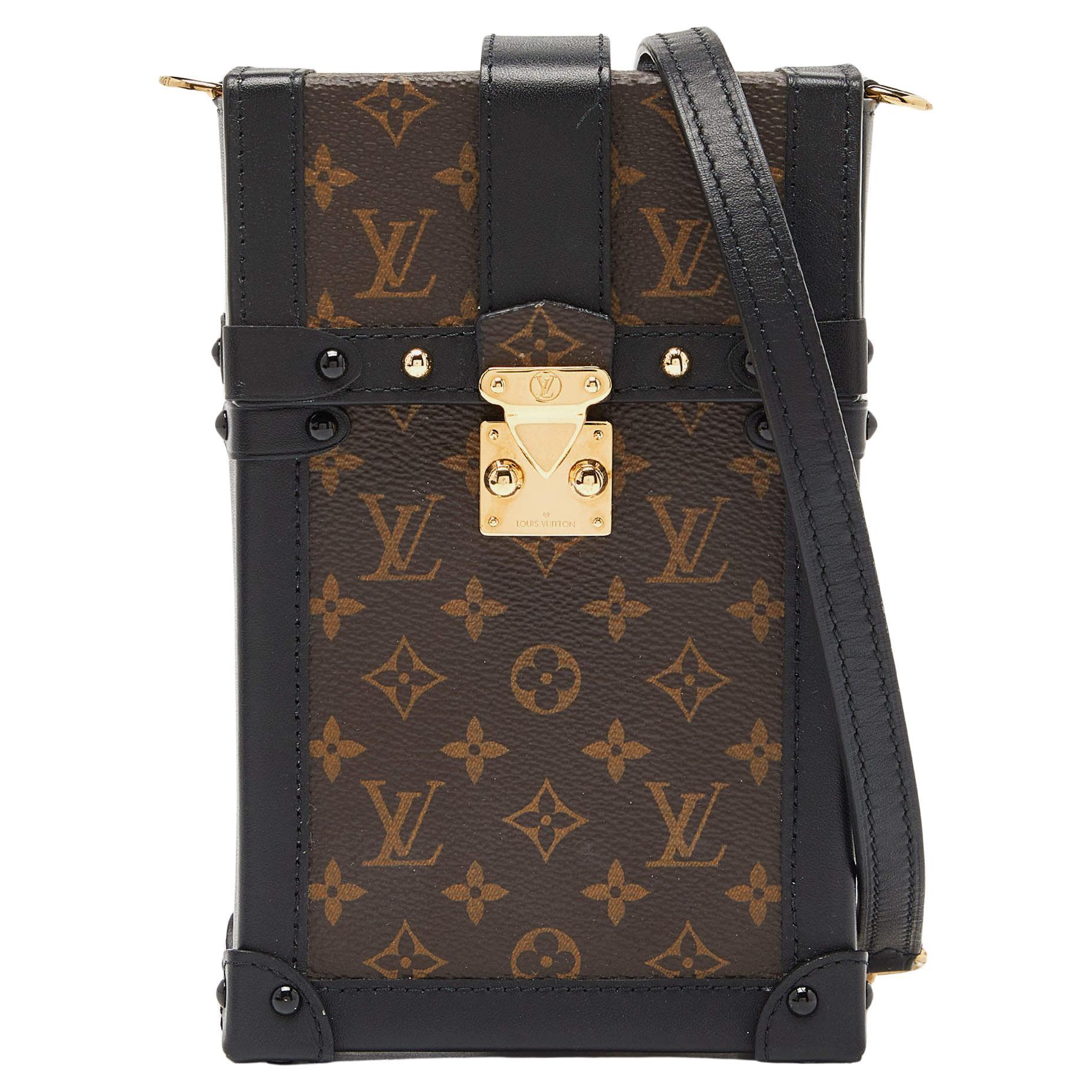 Sold at Auction: LOUIS VUITTON, LIMITED EDITION VIRGIL ABLOH TUFFETAGE  VERTICAL SOFT TRUNK, 2019