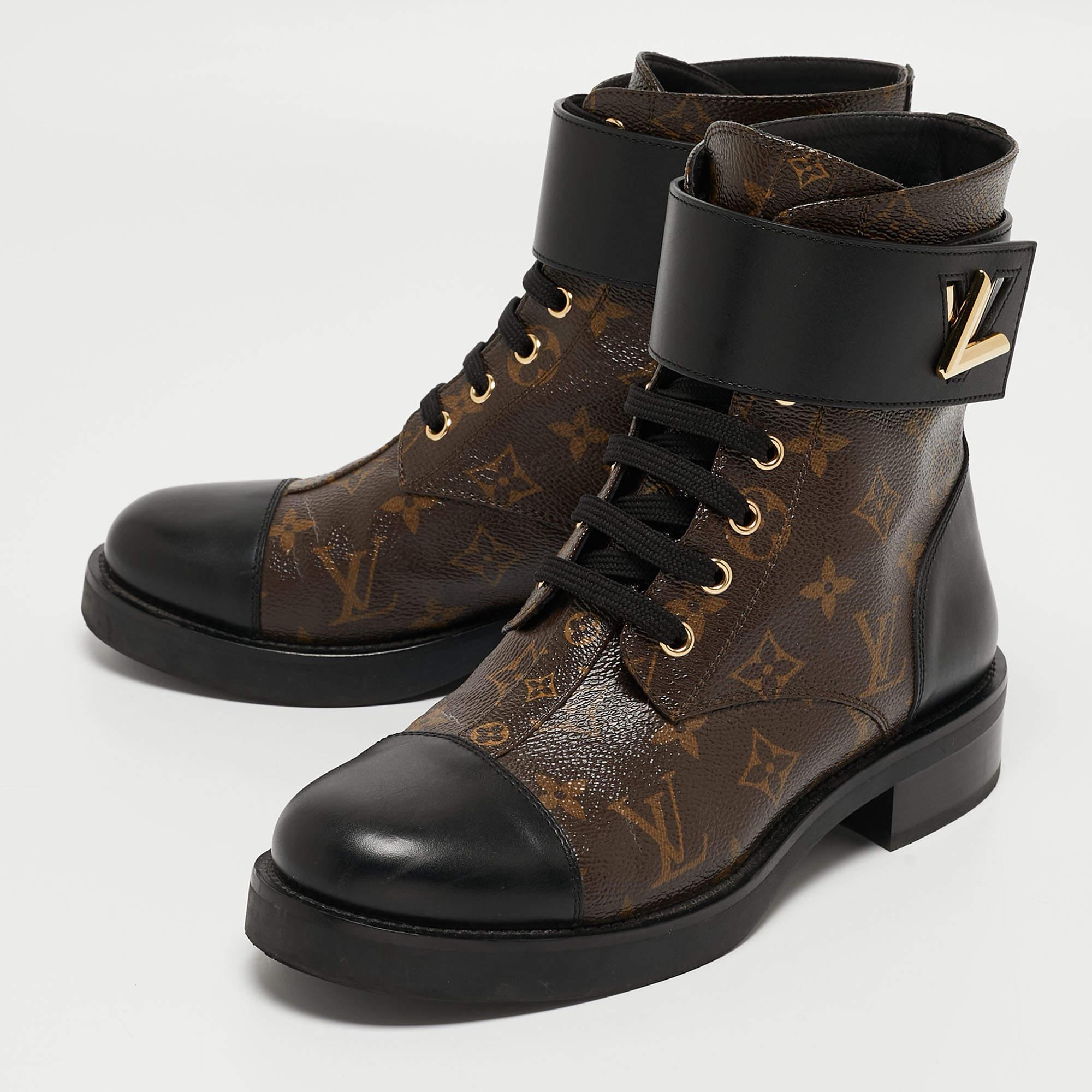 Louis Vuitton Brown/Black Monogram Canvas Wonderland Ranger Boots Size 38.5 For Sale 3