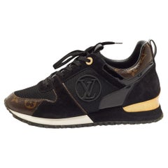 Louis Vuitton Black Suede And Mesh Runner Sneakers Size 41 at 1stDibs