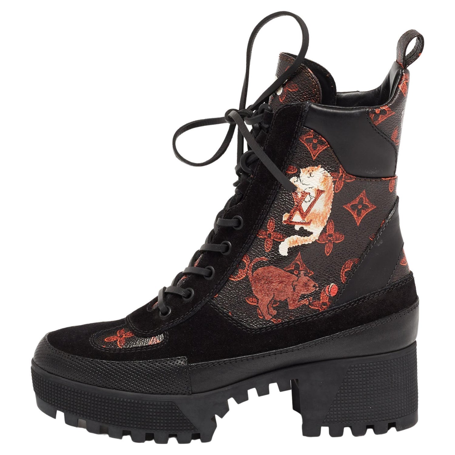 Louis Vuitton Boots Outfit - 6 For Sale on 1stDibs