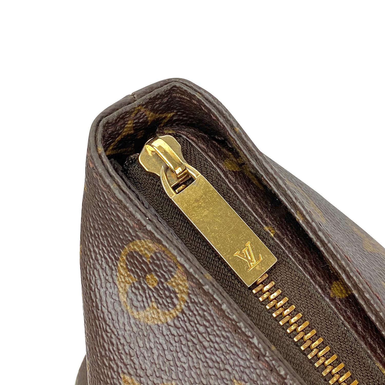 Louis Vuitton Brown Cabas Monogram Mezzo Tote Bag For Sale 5