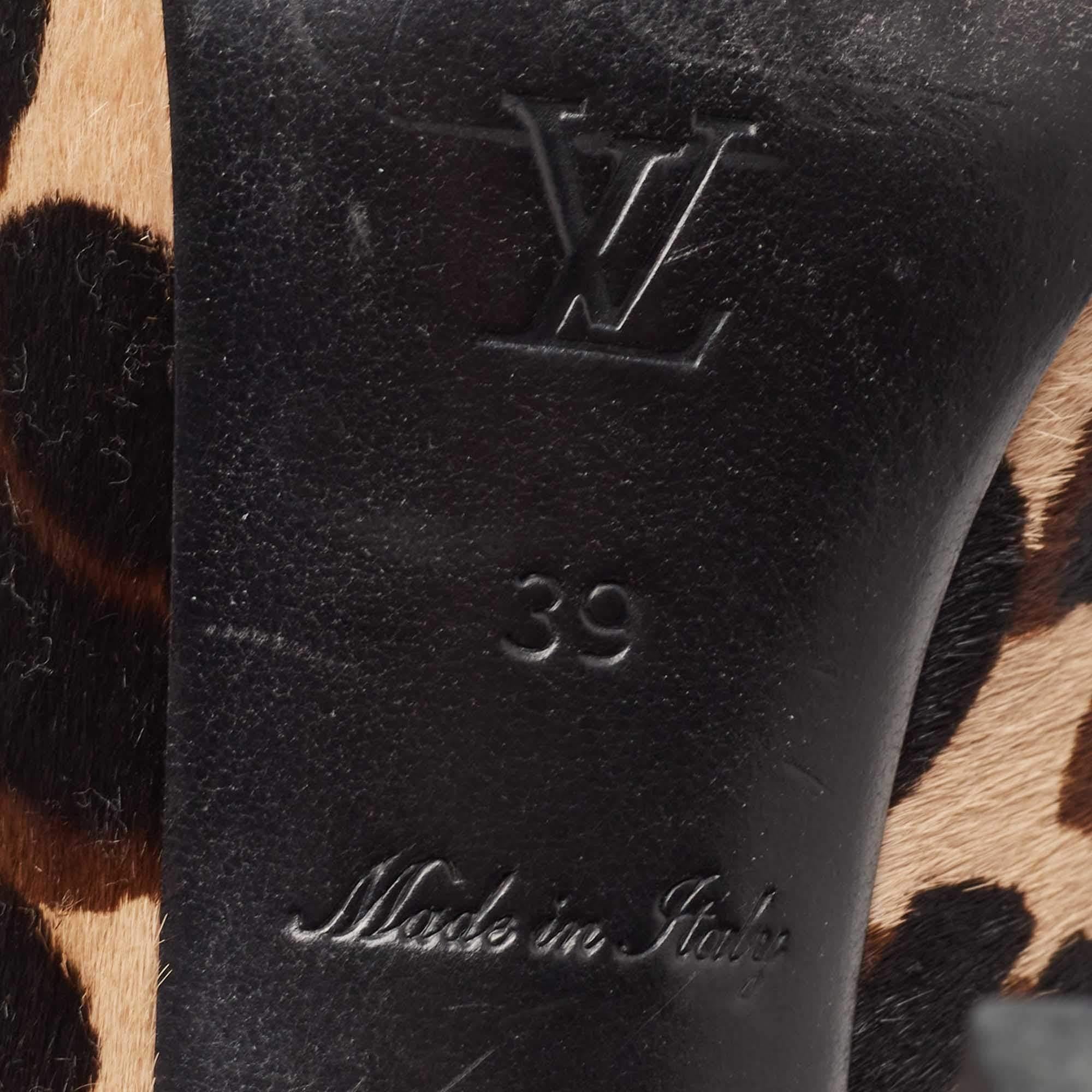 Louis Vuitton Brown Calf Hair Peep Toe Pumps Size 39 For Sale 4