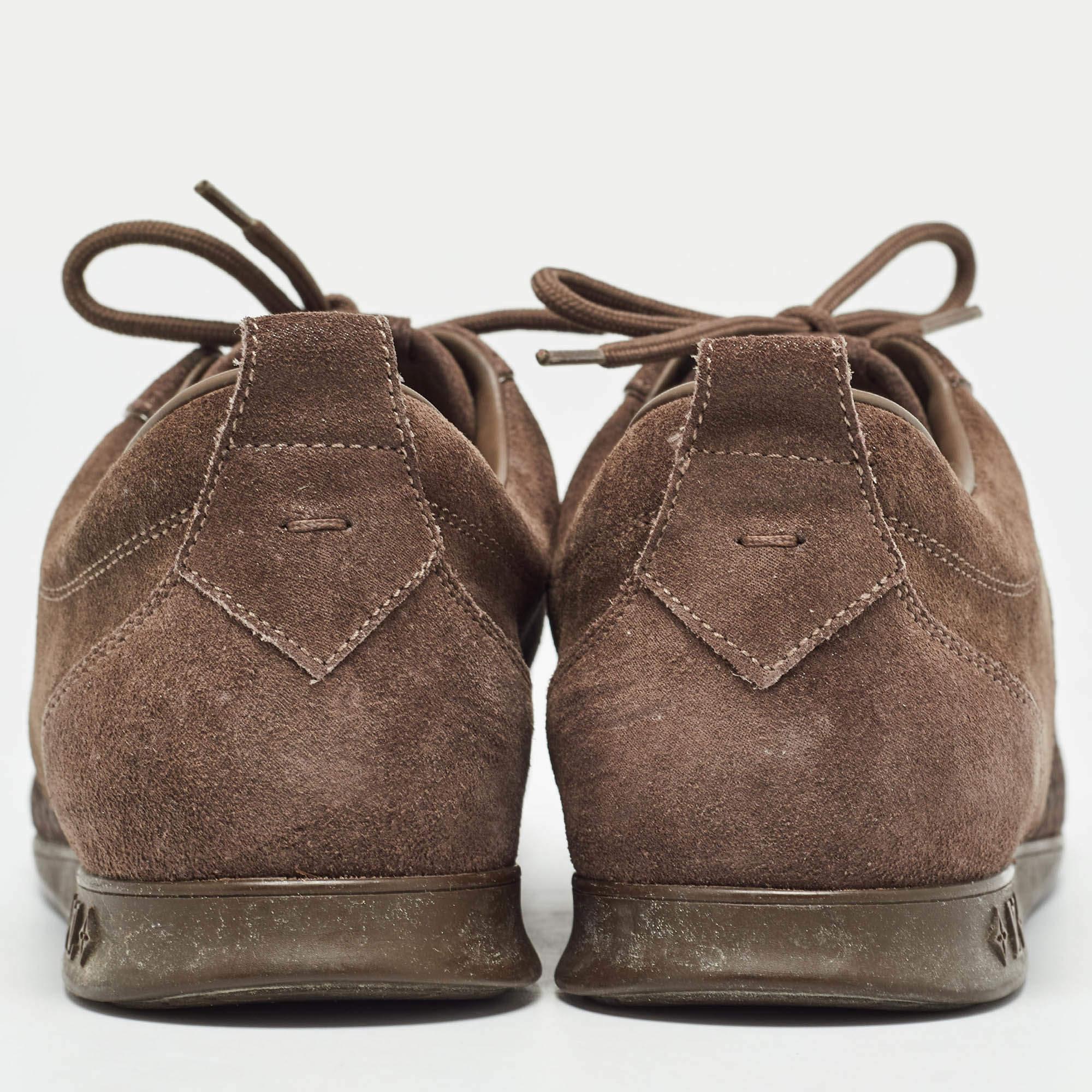 Louis Vuitton Brown Canvas and Suede Low Top Sneakers Size 38 Pour femmes en vente