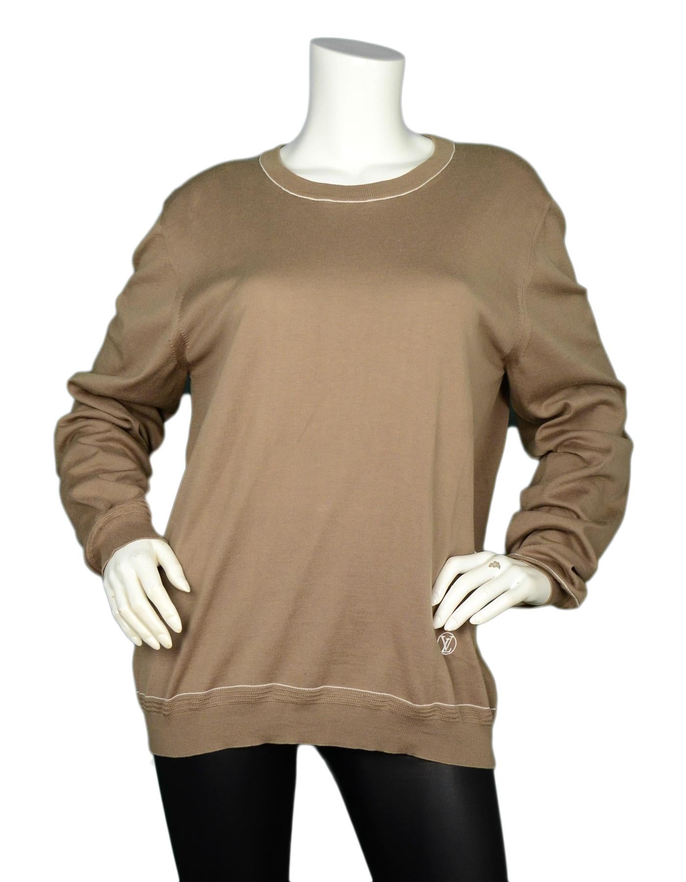 Louis Vuitton Brown Cotton/Silk Highlighted Rib Crewneck Sweater NWT Sz XL

Made In:   Italy
Color: Brown
Materials: 75% cotton, 20% silk, 5% cashmere
Opening/Closure: Pull over
Overall Condition: Excellent condition with original tags