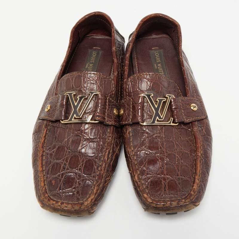Louis Vuitton Brown Crocodile Leather Monte Carlo Loafers Size 42.5 In Good Condition For Sale In Dubai, Al Qouz 2