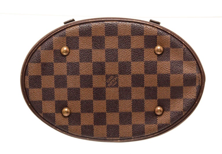 Louis Vuitton Brown Damier Canvas Marais Bucket Bag with material damier  canvas For Sale at 1stDibs
