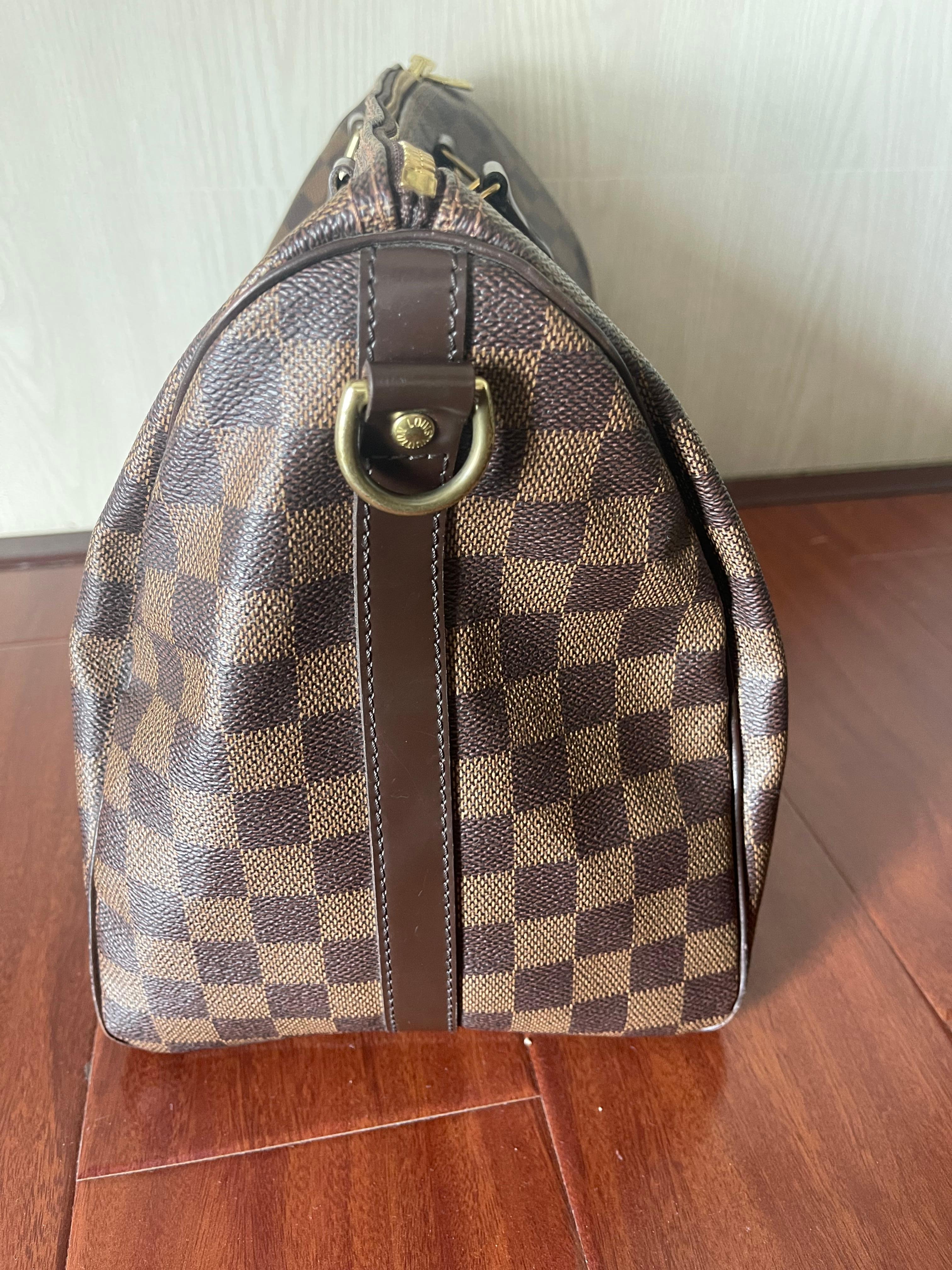 Women's or Men's Louis Vuitton Brown Damier Ebene Speedy 35 Bandouliere Boston Bag For Sale
