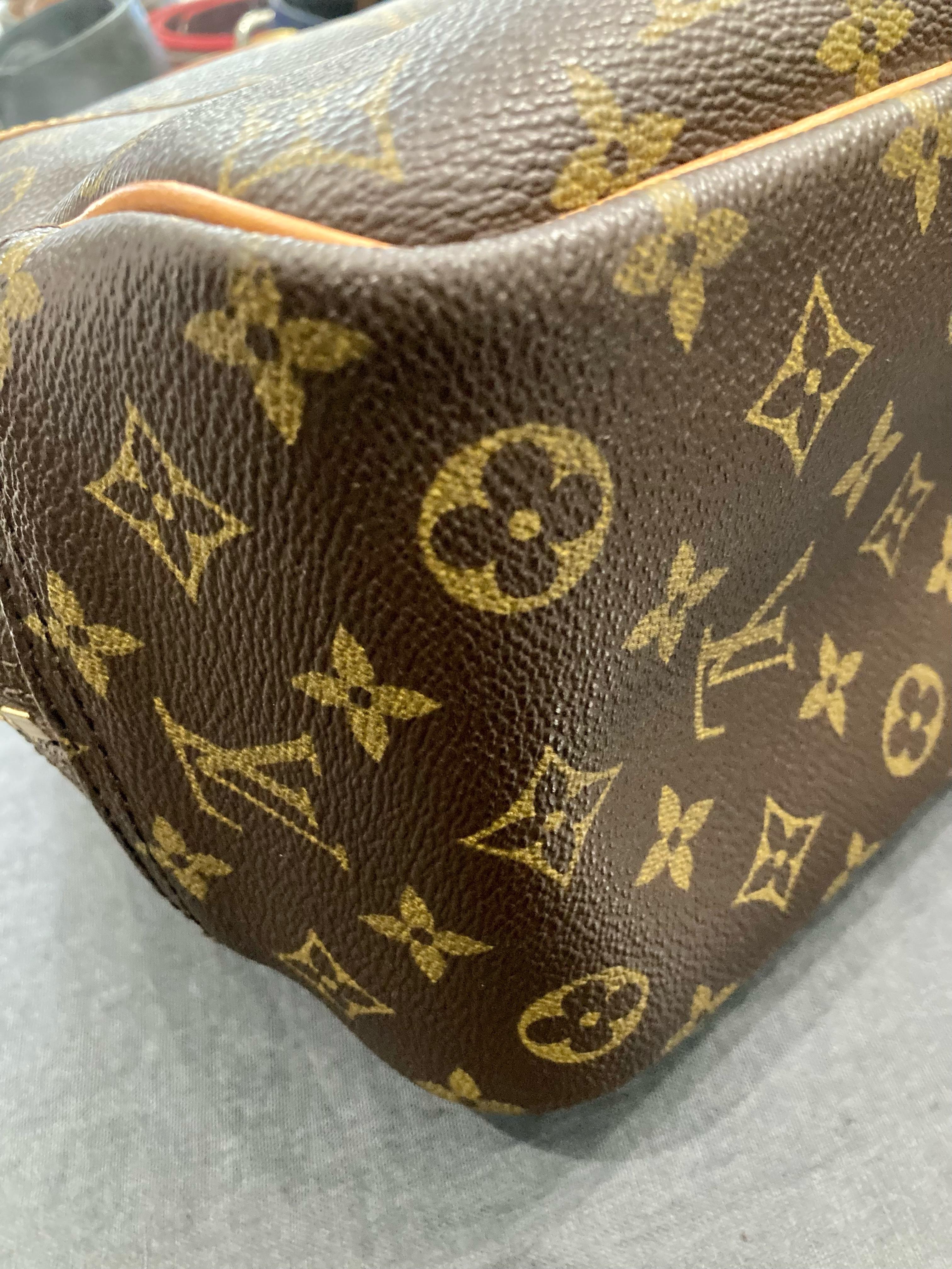 Louis Vuitton Brown Deauville Monogram Bag For Sale 2