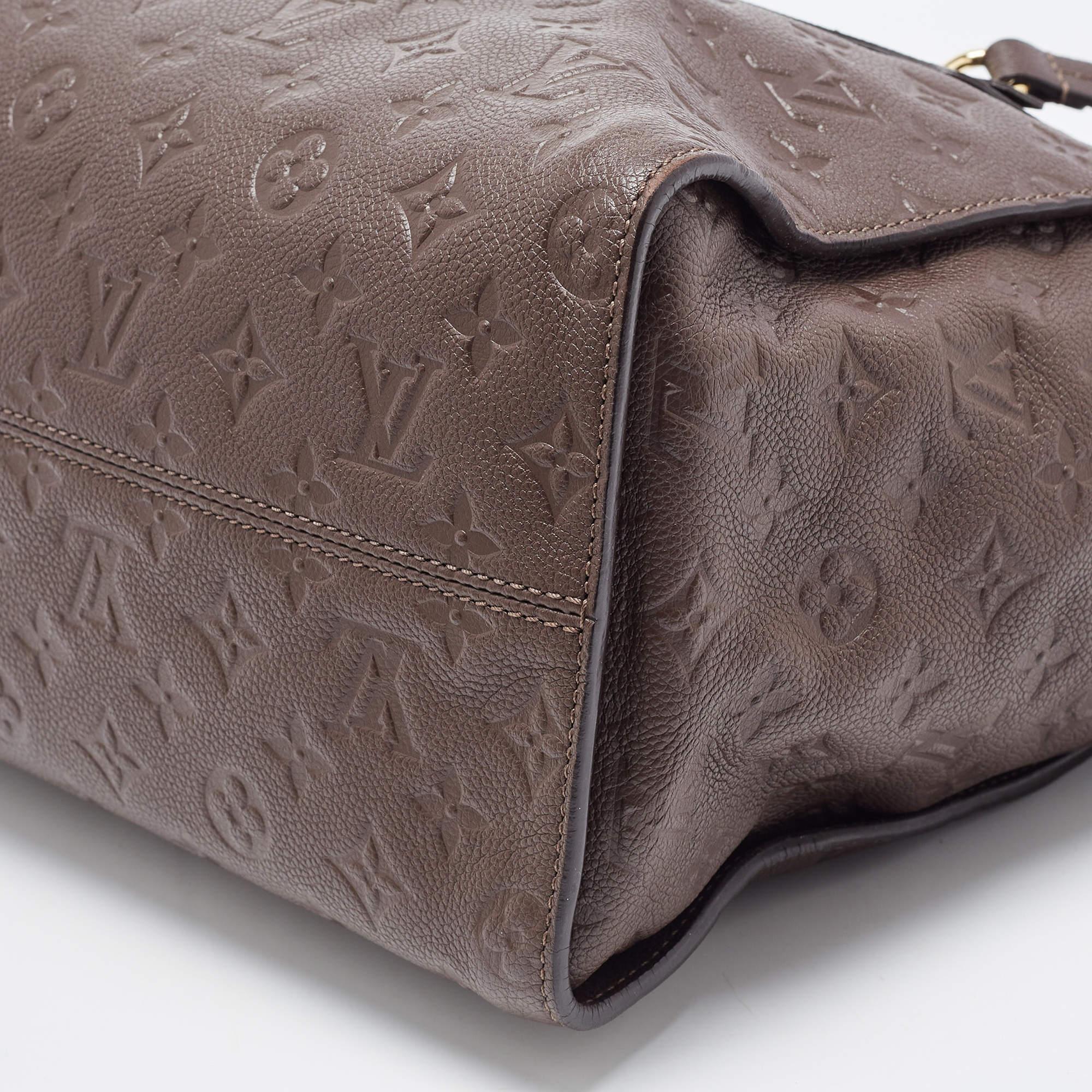 Louis Vuitton Brown Earth Monogram Empreinte Leather Lumineuse PM Bag en vente 6