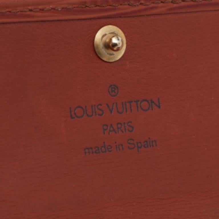 Louis Vuitton Brown Epi Leather 4 Key Holder For Sale 3