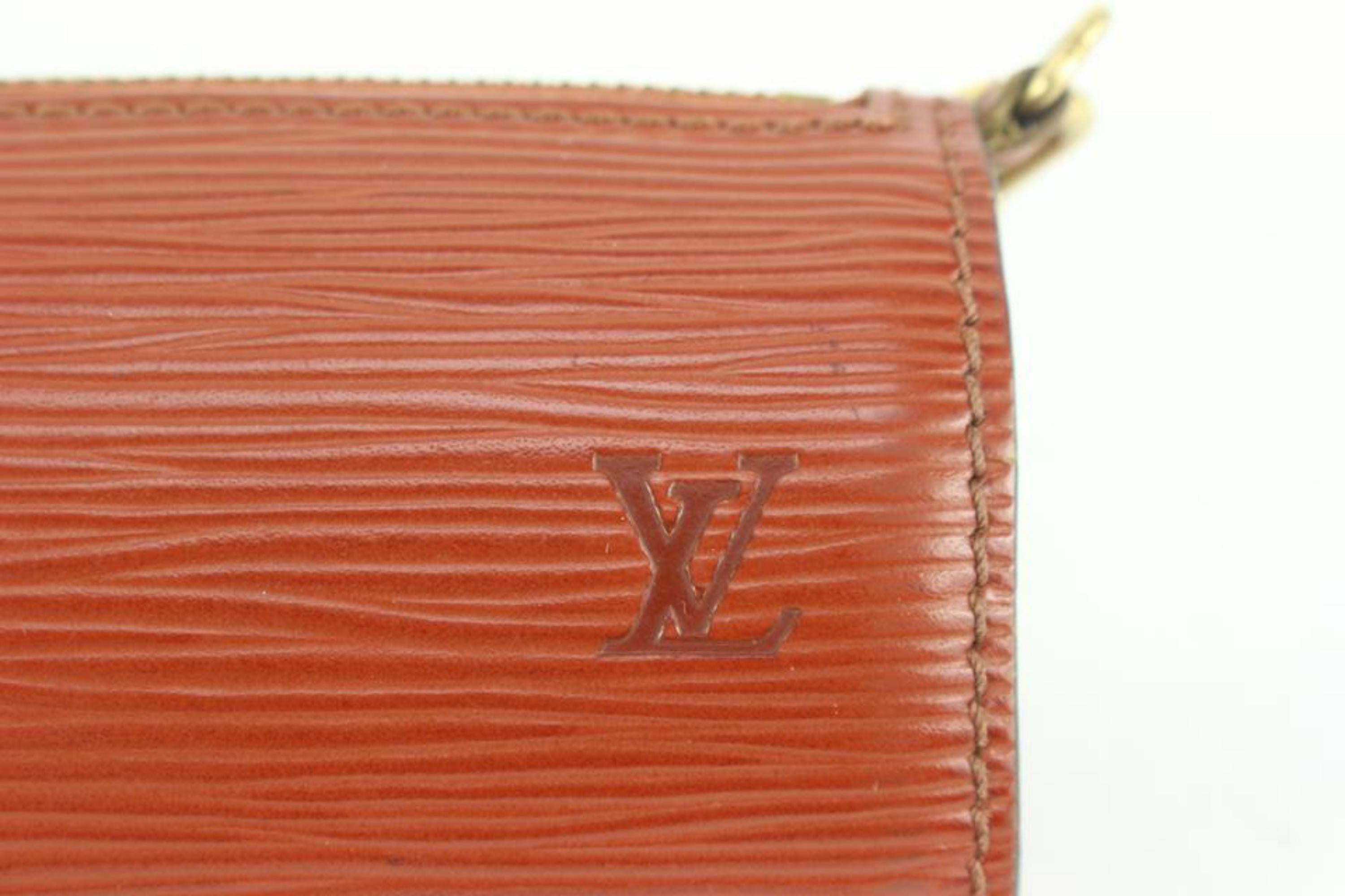 Louis Vuitton Brown Epi Leather Mini Soufflot Papillon Wristlet Pouch 31lk62s In Good Condition In Dix hills, NY