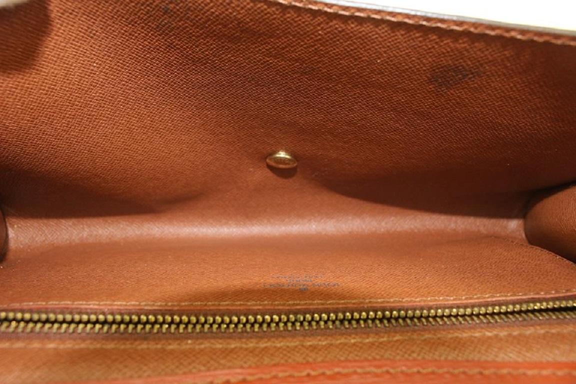 Louis Vuitton Brown Epi Leather Pochette Art Deco Envelope Clutch Bag 48lvs723 Bon état à Dix hills, NY