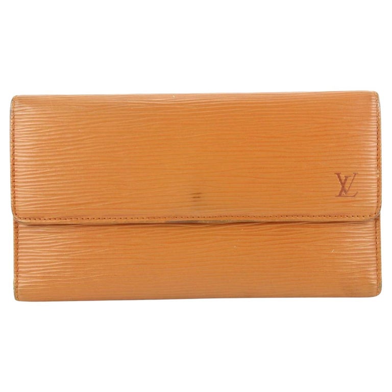 Louis Vuitton Epi Leather Wallets - 74 For Sale on 1stDibs