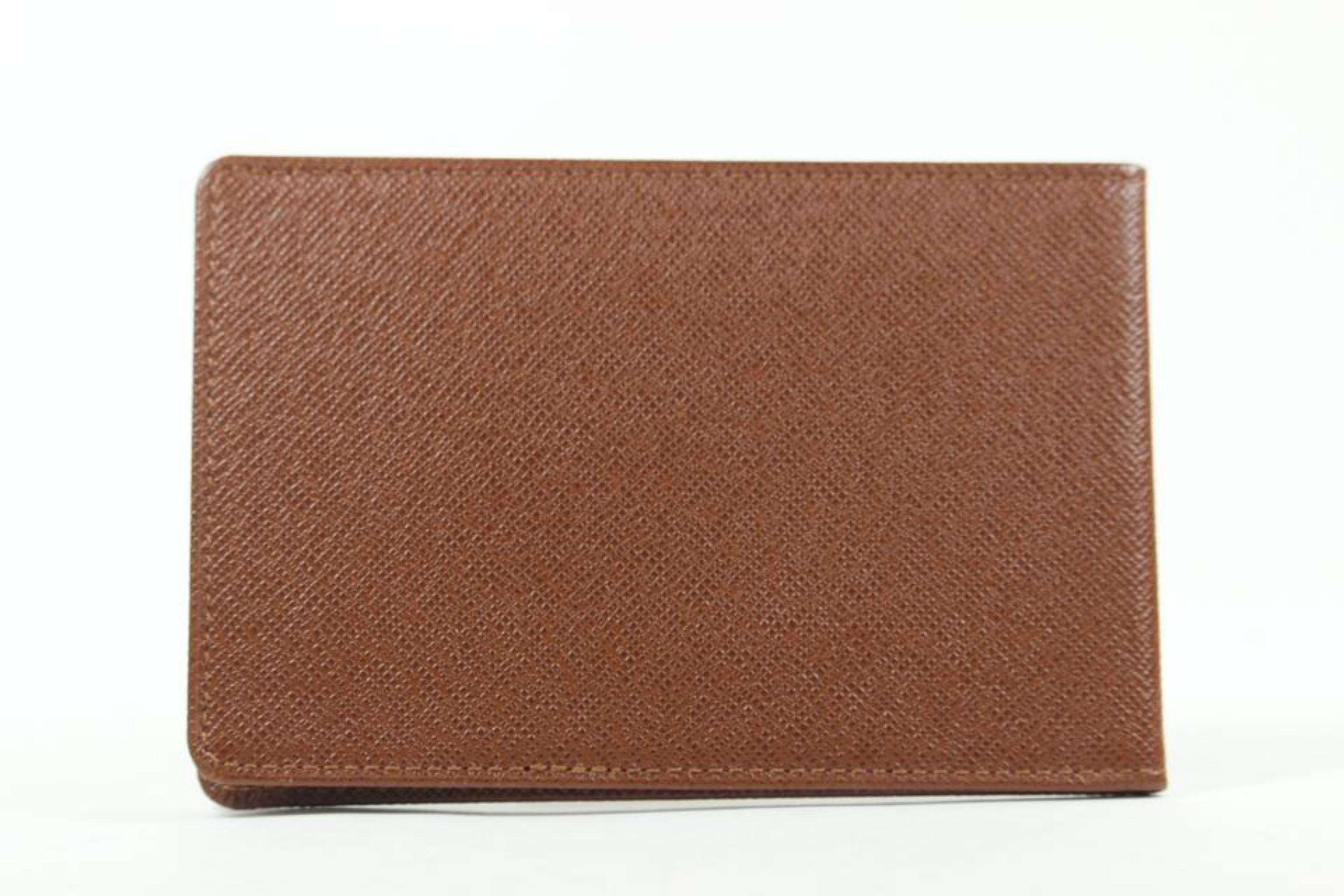 Louis Vuitton Brown ID Holder Card Wallet Insert 1LZ1104 In Good Condition For Sale In Dix hills, NY