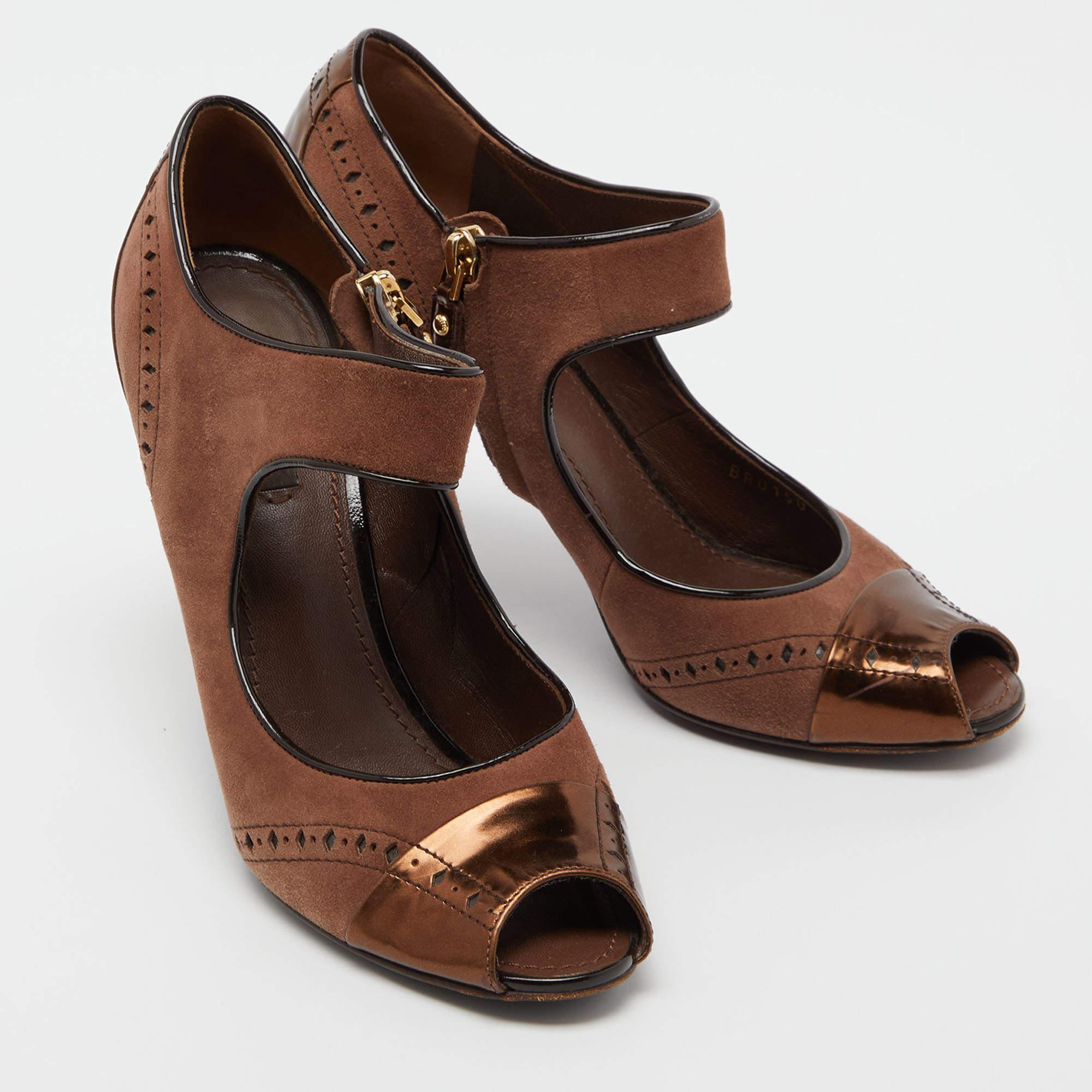 Women's Louis Vuitton Brown Leather and Suede Peep Toe Sandals Size 39