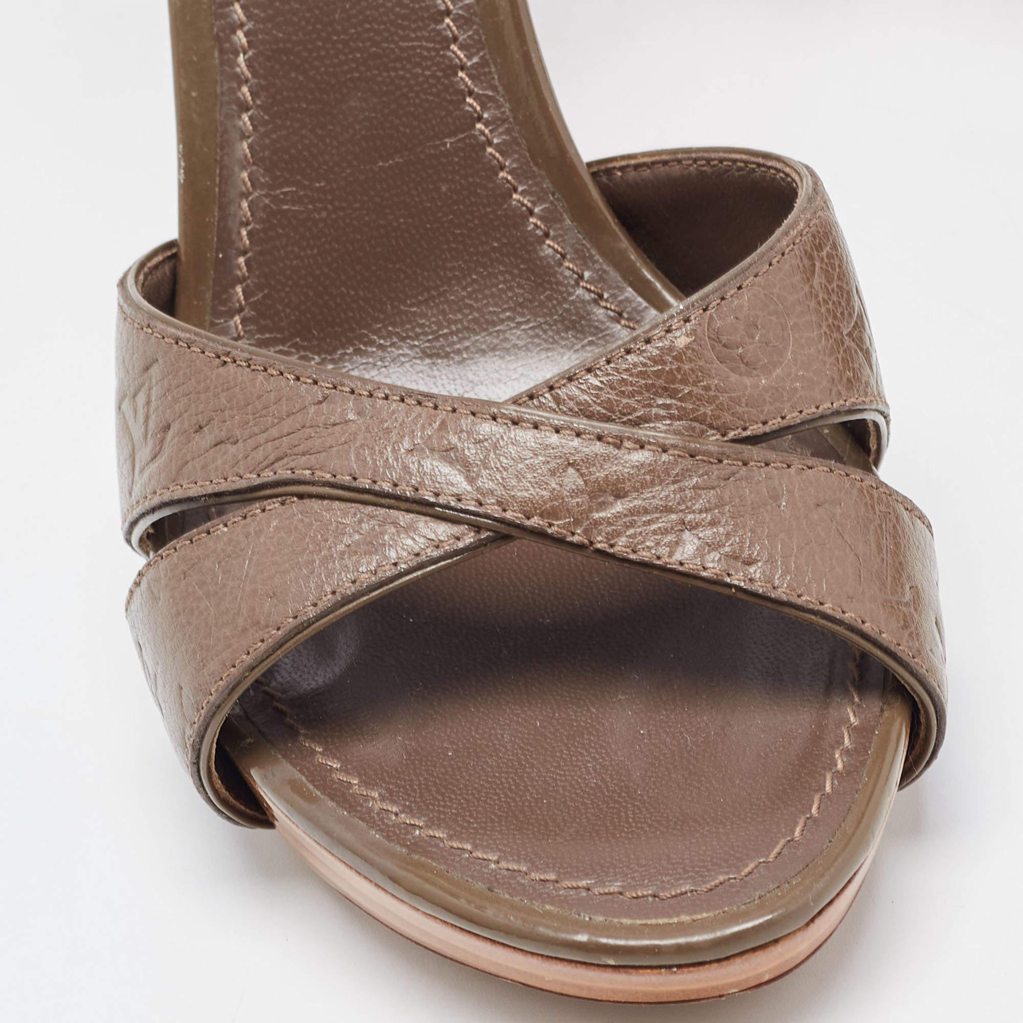 Louis Vuitton Brown Leather Ankle Strap Sandals Size 38 For Sale 4