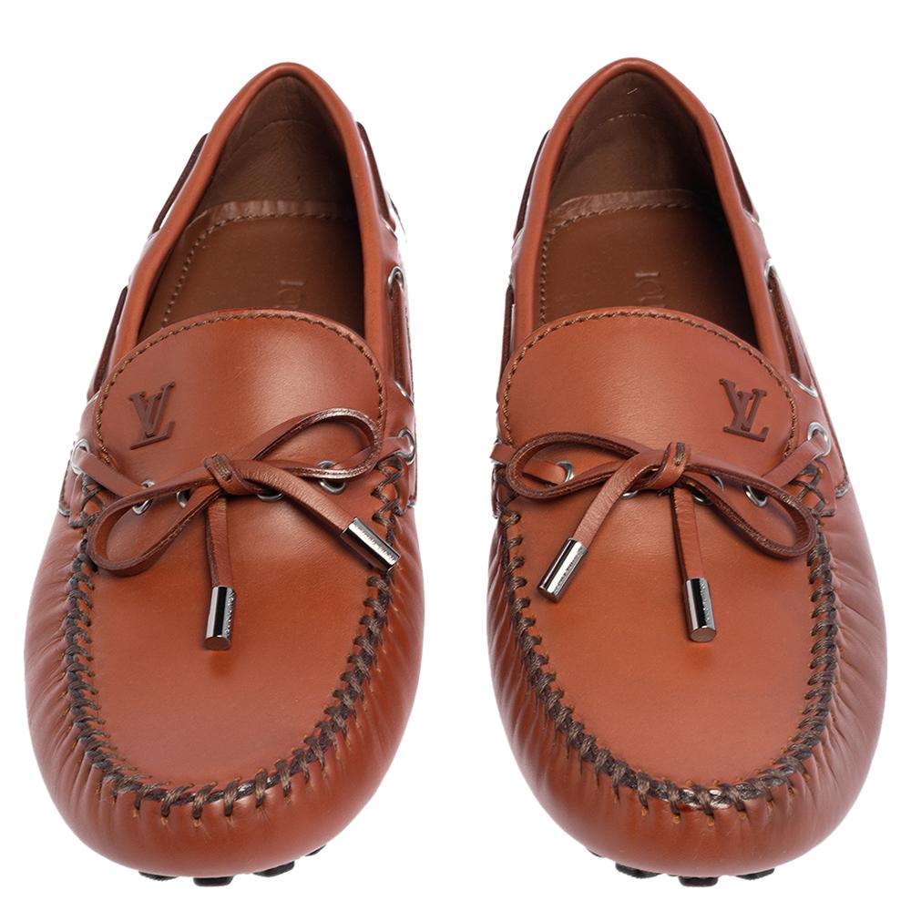 Louis Vuitton Brown Leather Arizona Bow Loafers Size 41.5 In New Condition In Dubai, Al Qouz 2