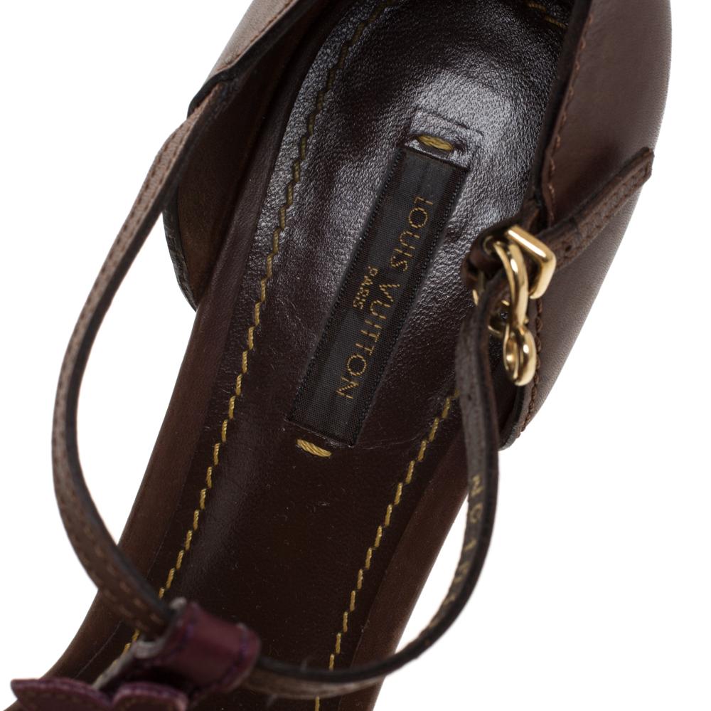 Louis Vuitton Brown Leather Aubepine Floral T-Strap Sandals Size 39.5 2
